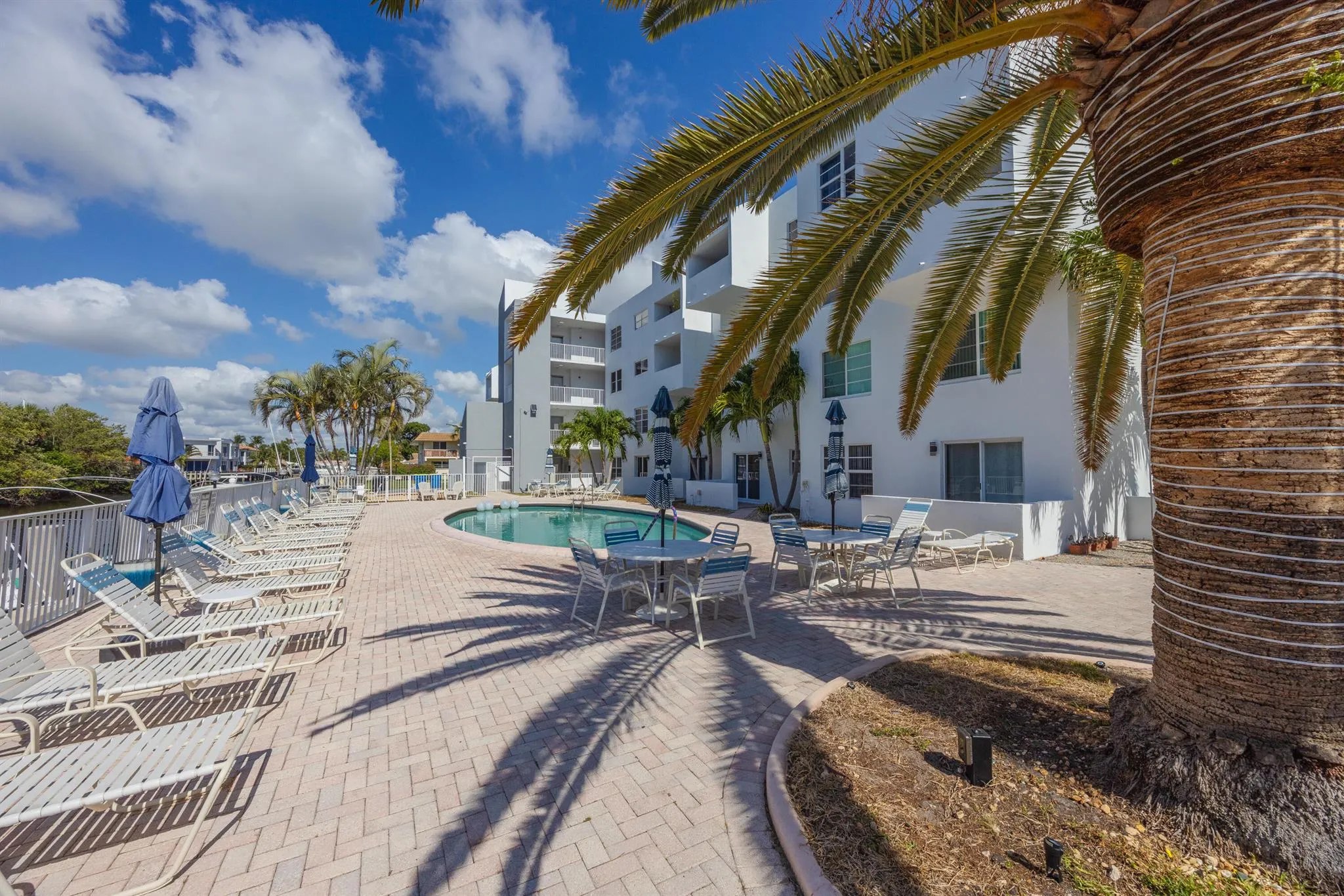2850 NE 14th Street, #209b