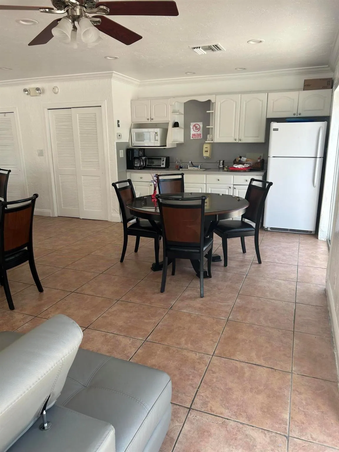 2850 NE 14th Street, #209b