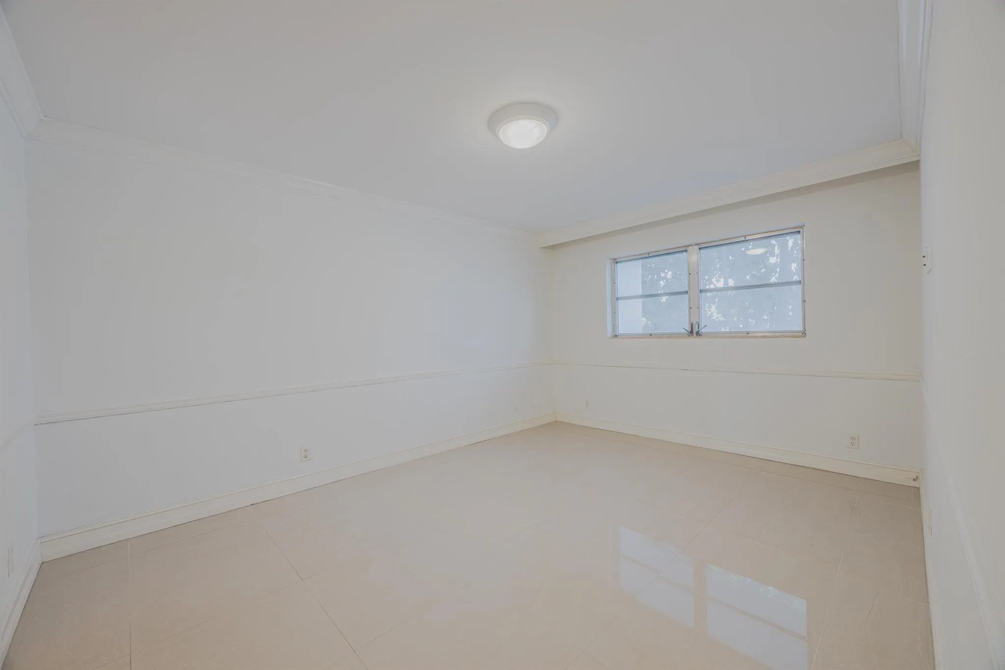 2850 NE 14th Street, #209b