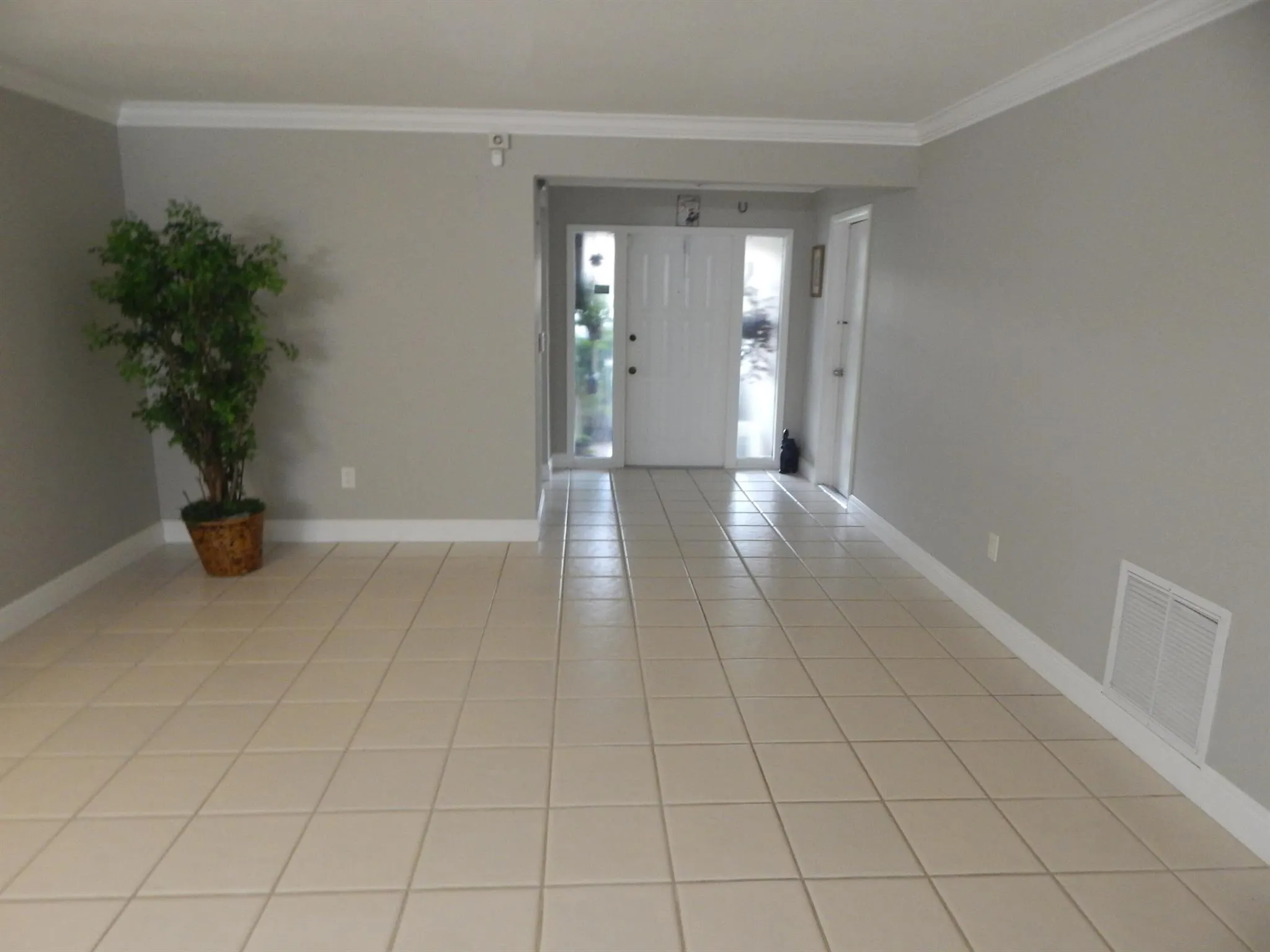 6260 Olivewood Circle