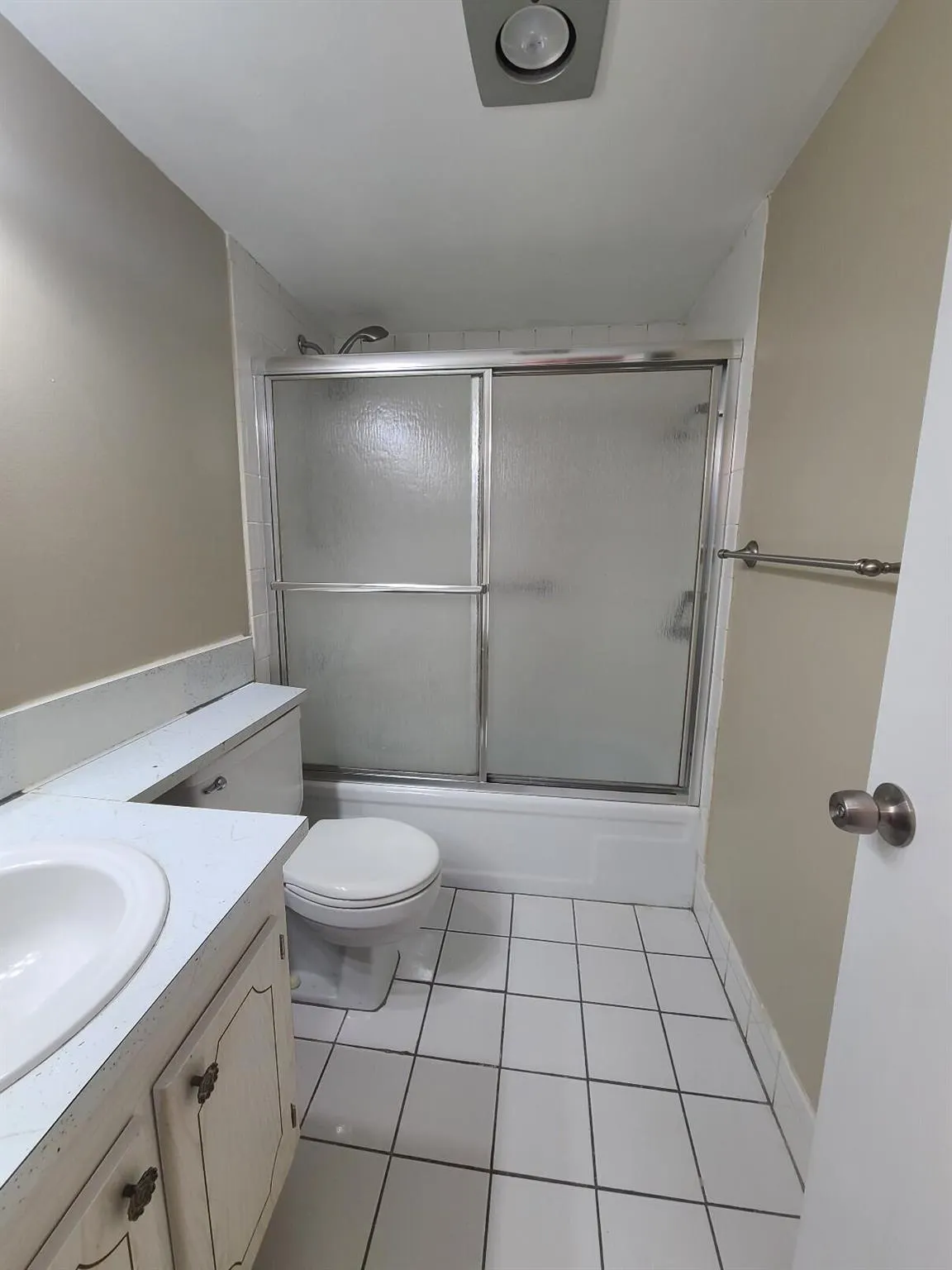 82 Canterbury D, #82
