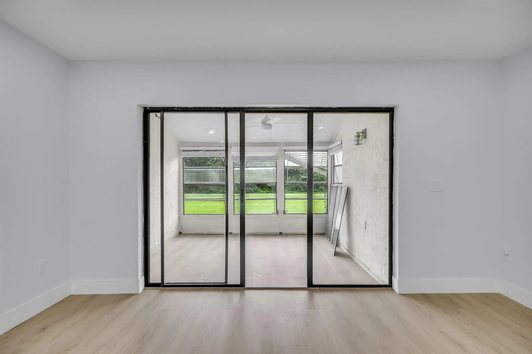 8535 Casa Del Lago, #F