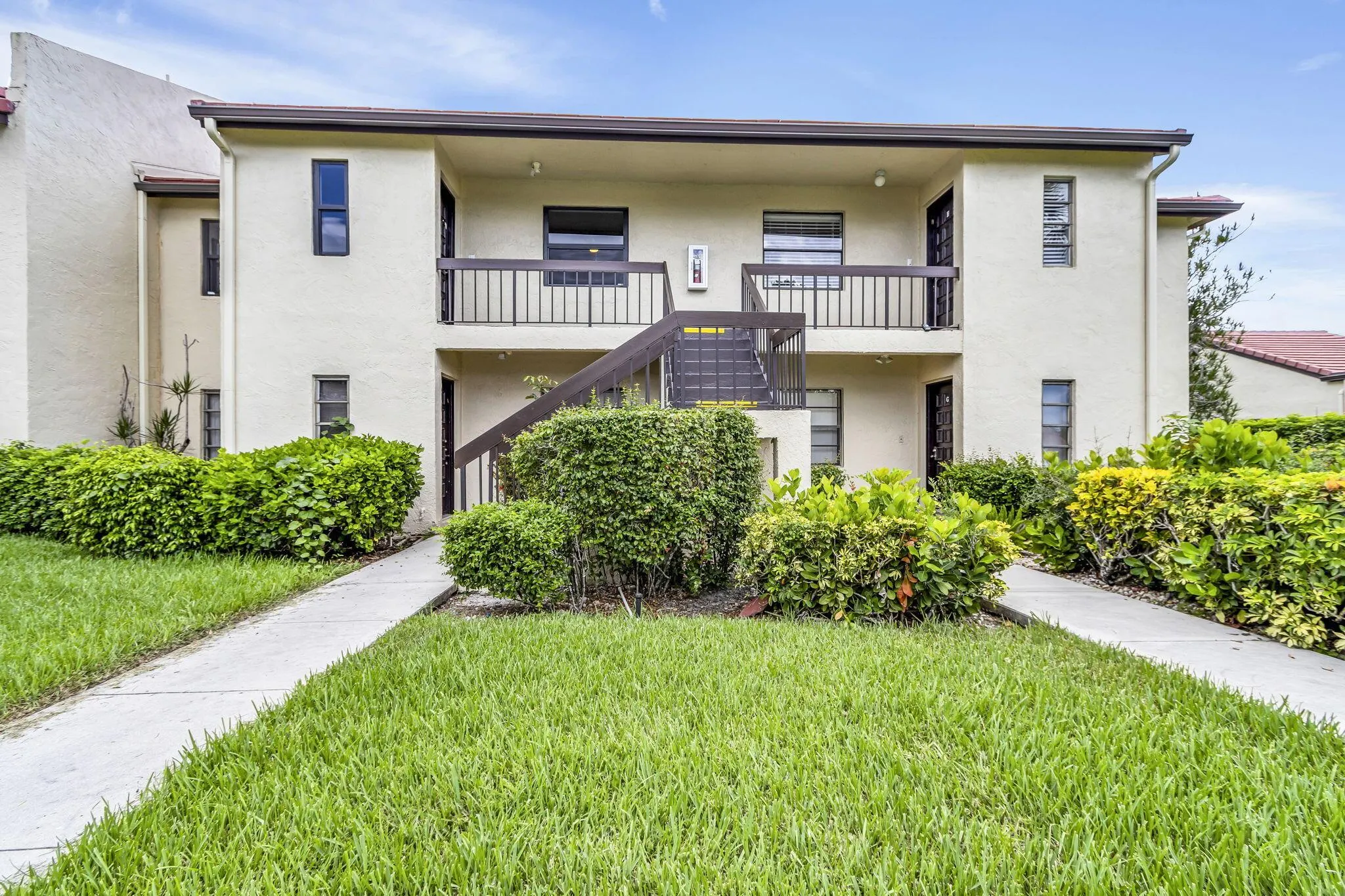 8535 Casa Del Lago, #F