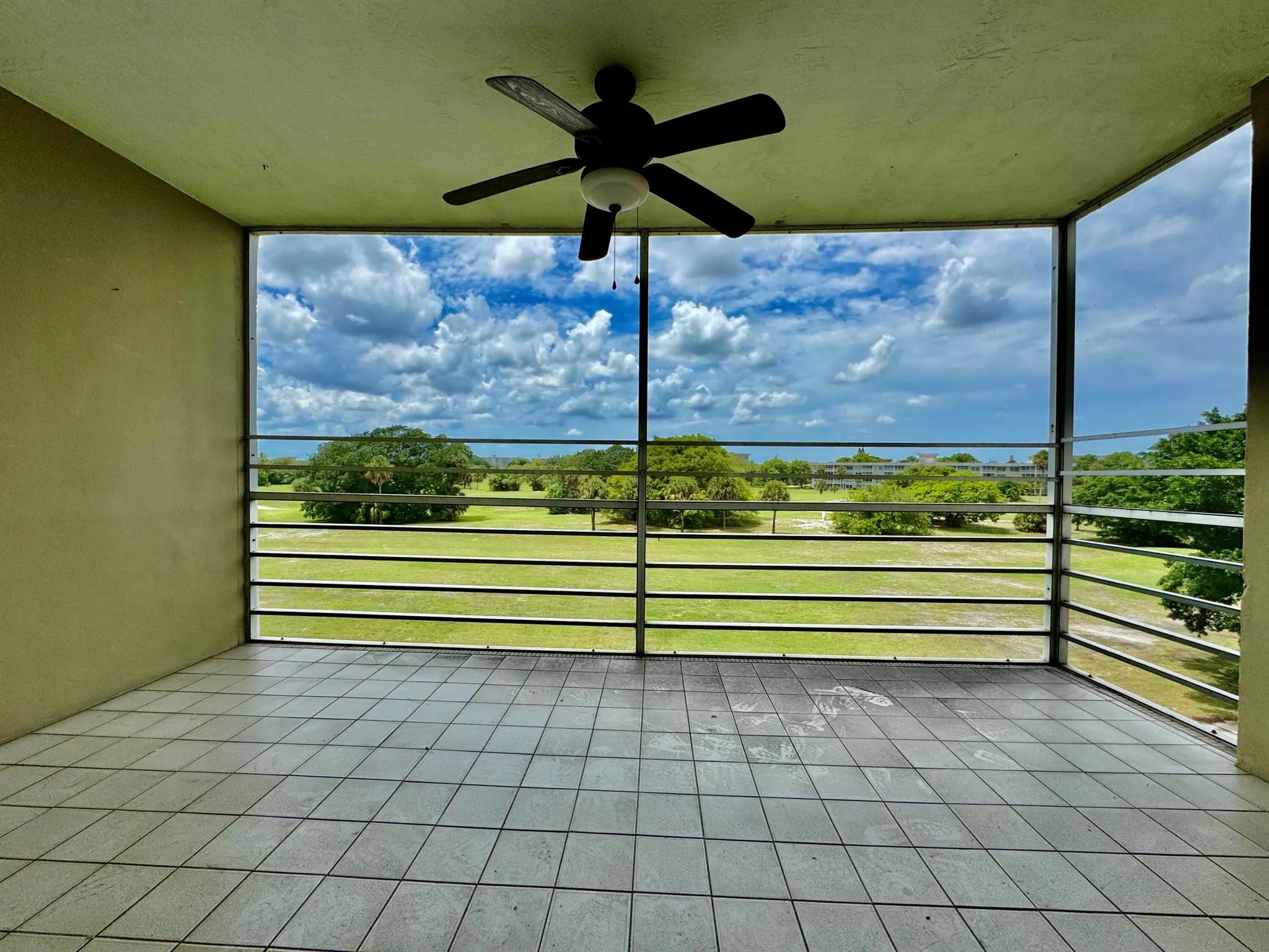 2671 S Course Drive, #401