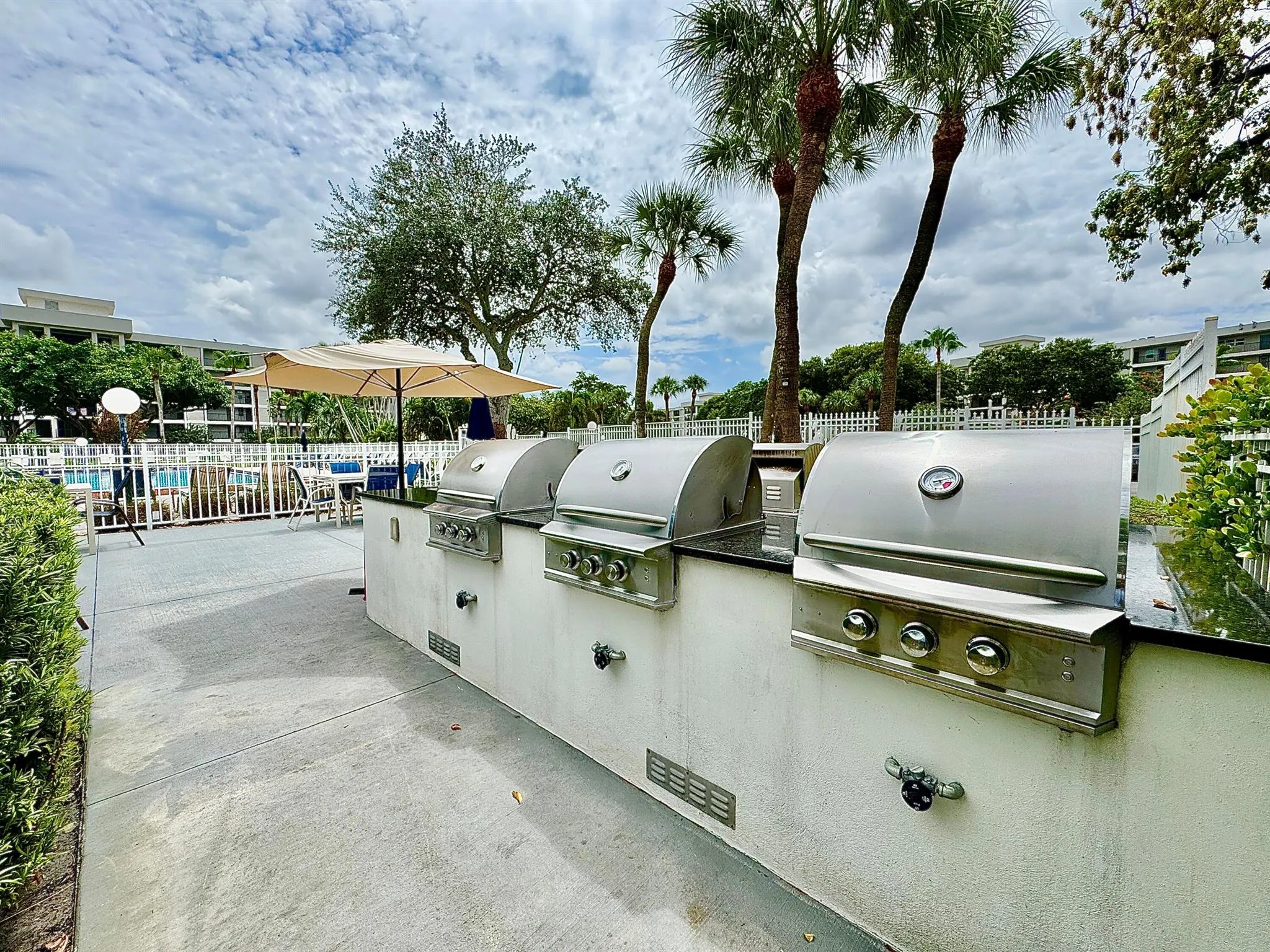 2671 S Course Drive, #401