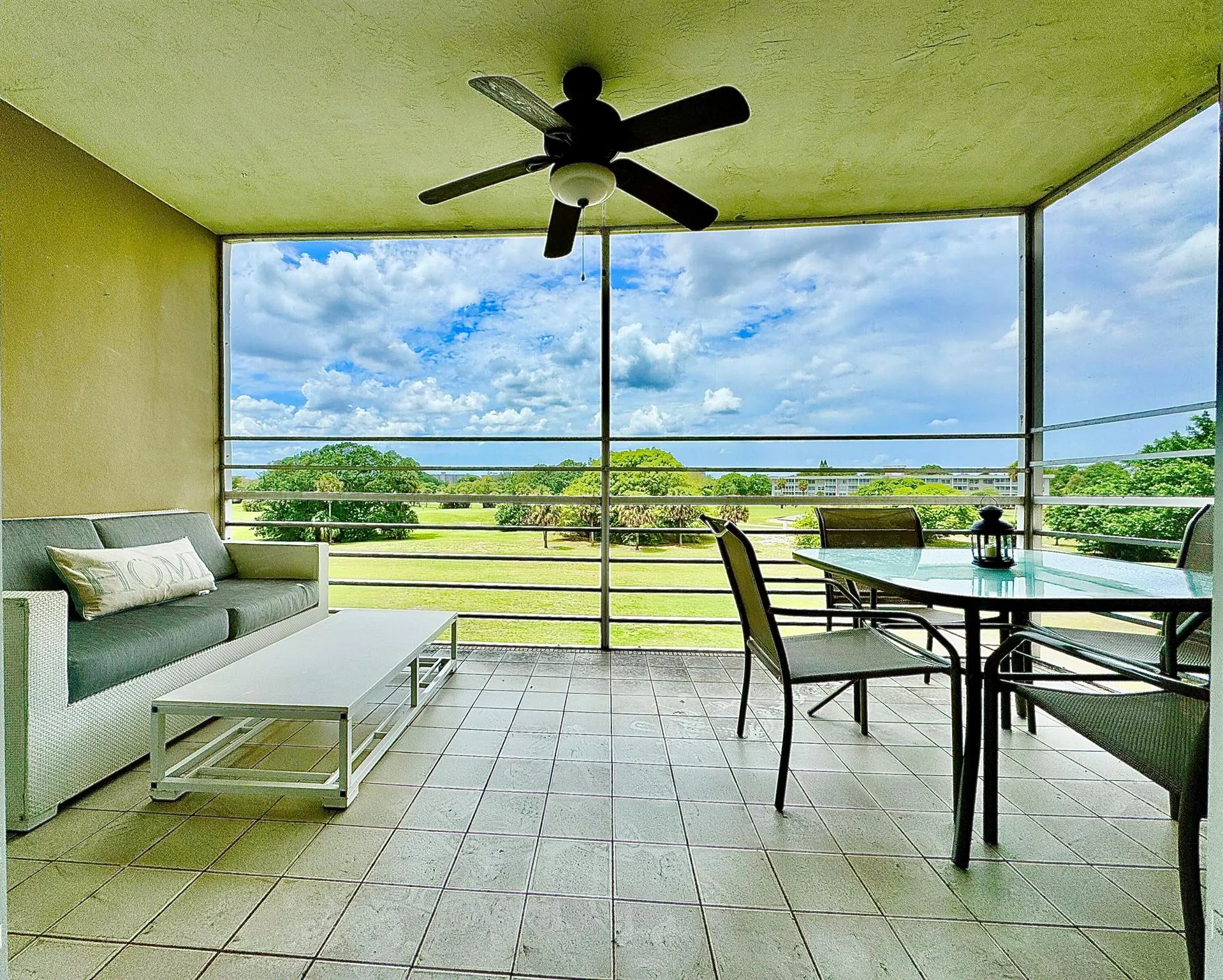 2671 S Course Drive, #401