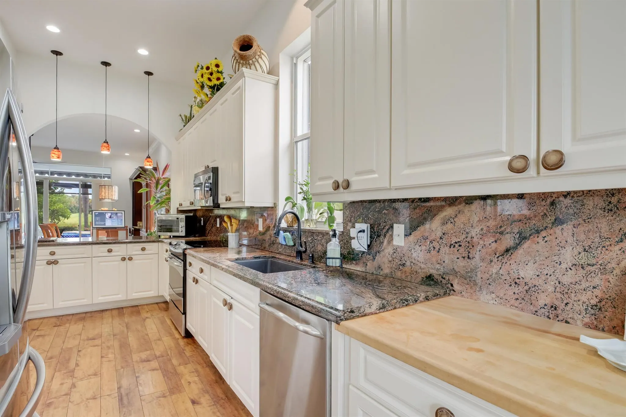 6763 Rothschild Circle