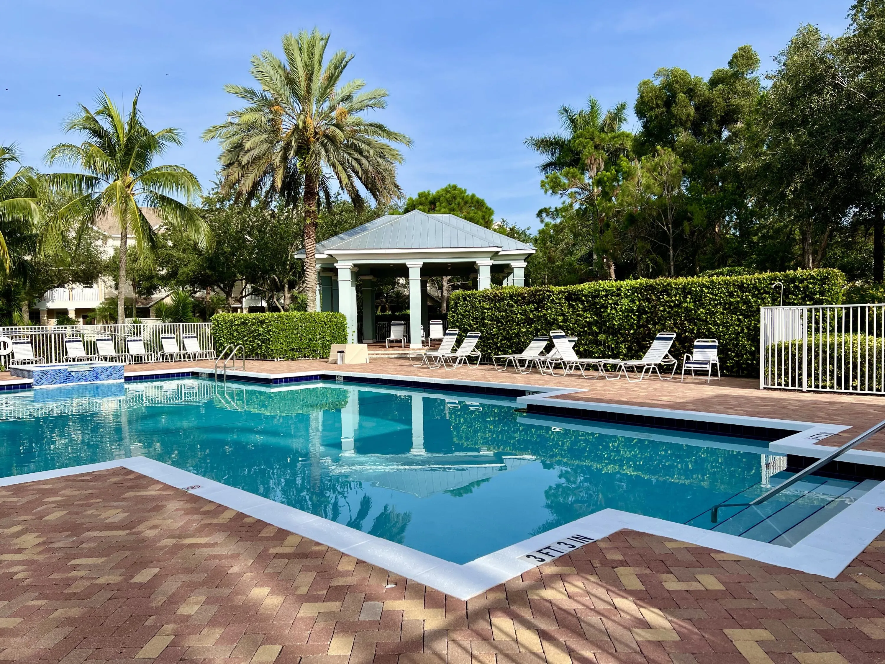307 E Bay Cedar Circle