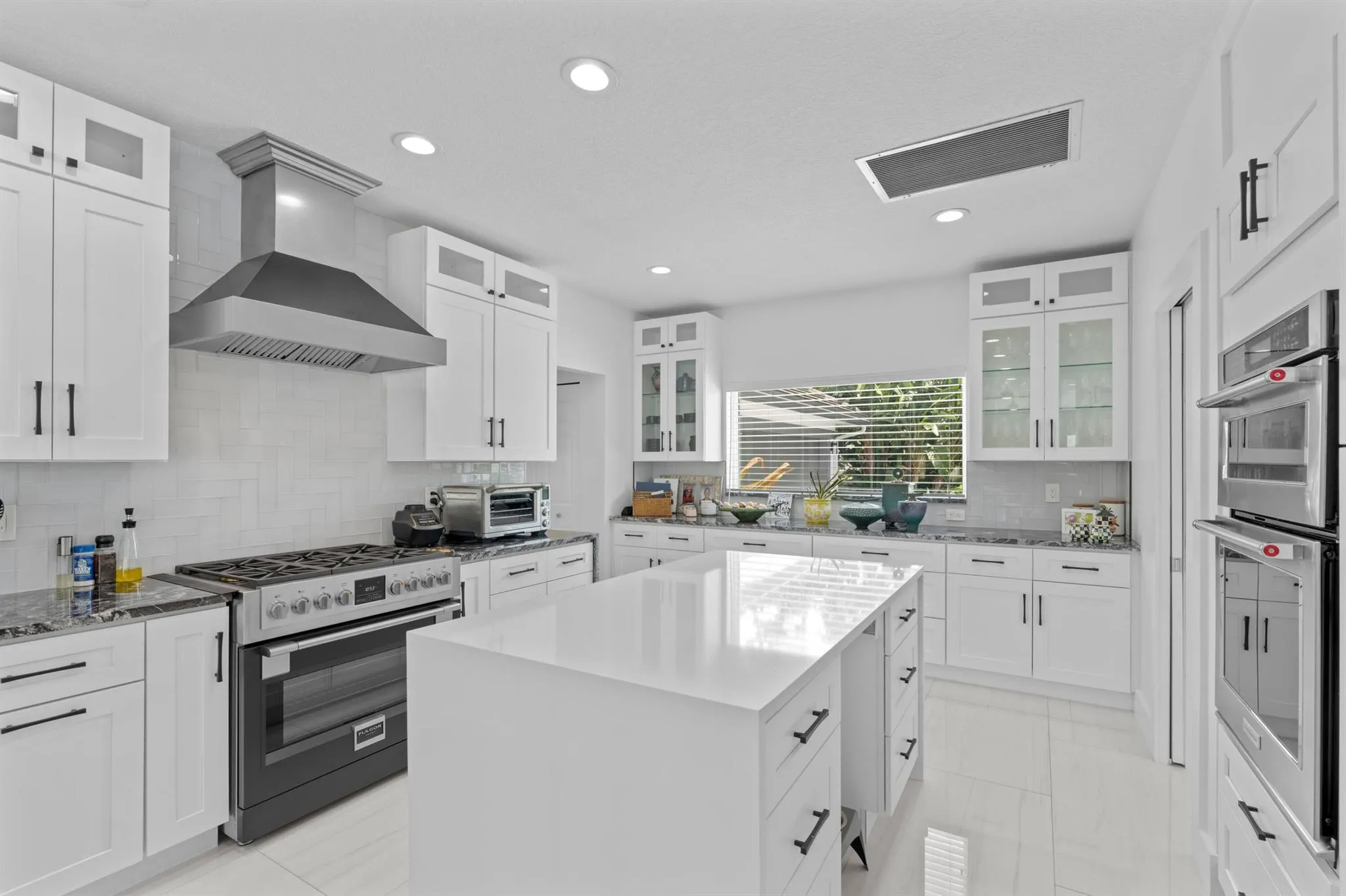 2701 Tecumseh Drive