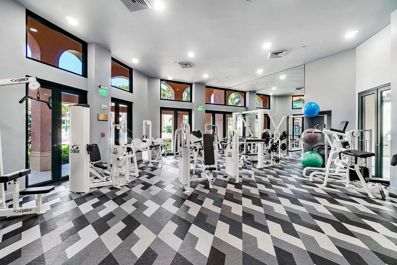 100 SE 5th Avenue, #311