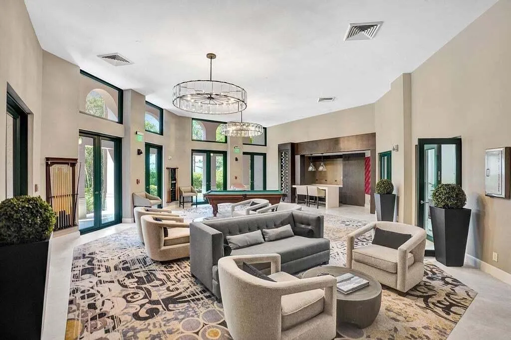 100 SE 5th Avenue, #311