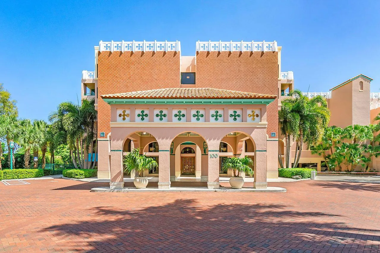 100 SE 5th Avenue, #311