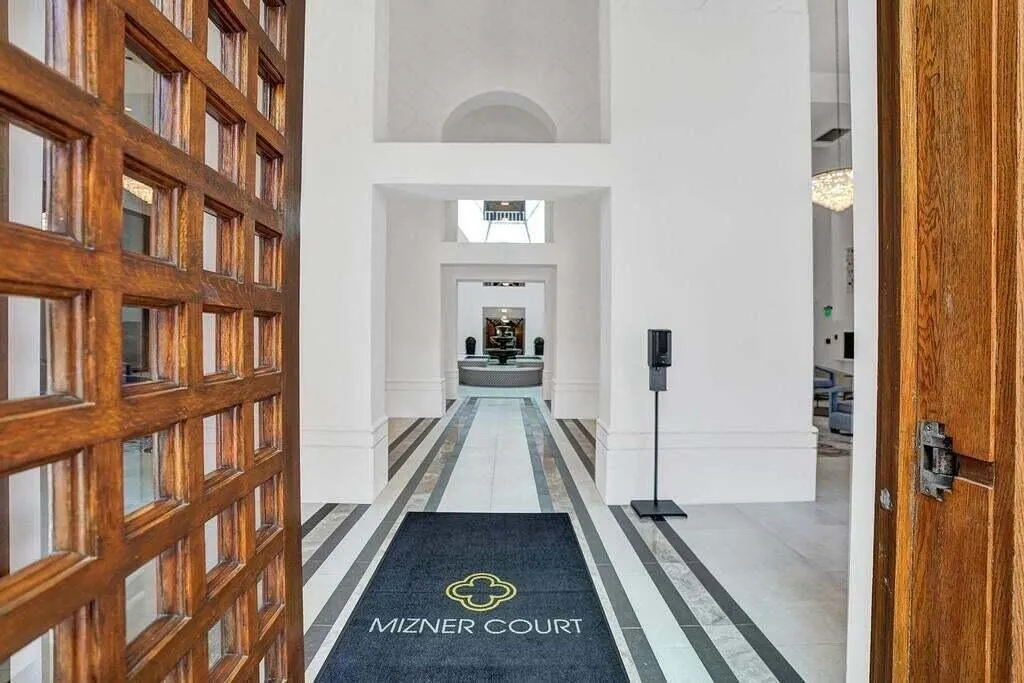 100 SE 5th Avenue, #311