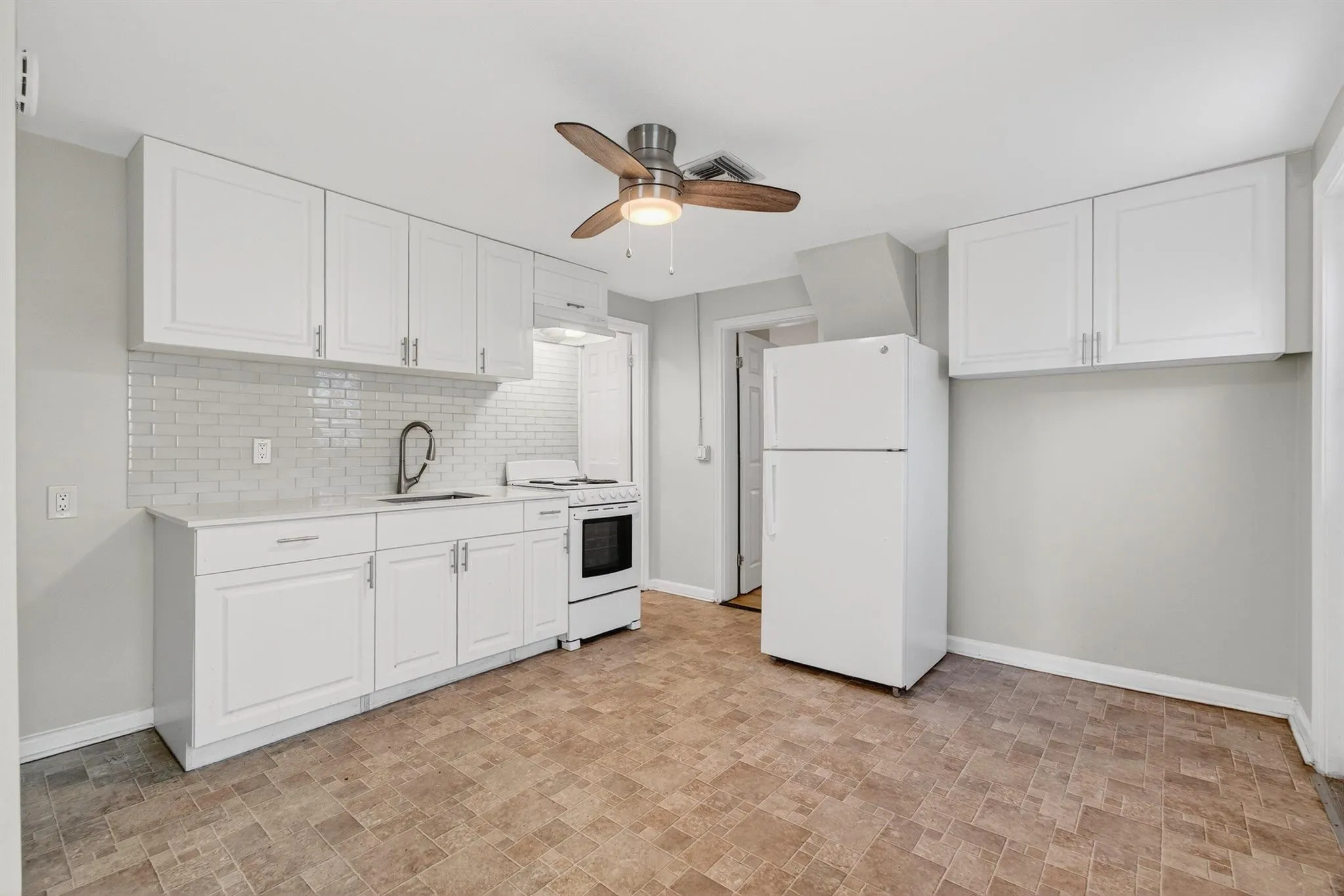 506 N Broadway, #B
