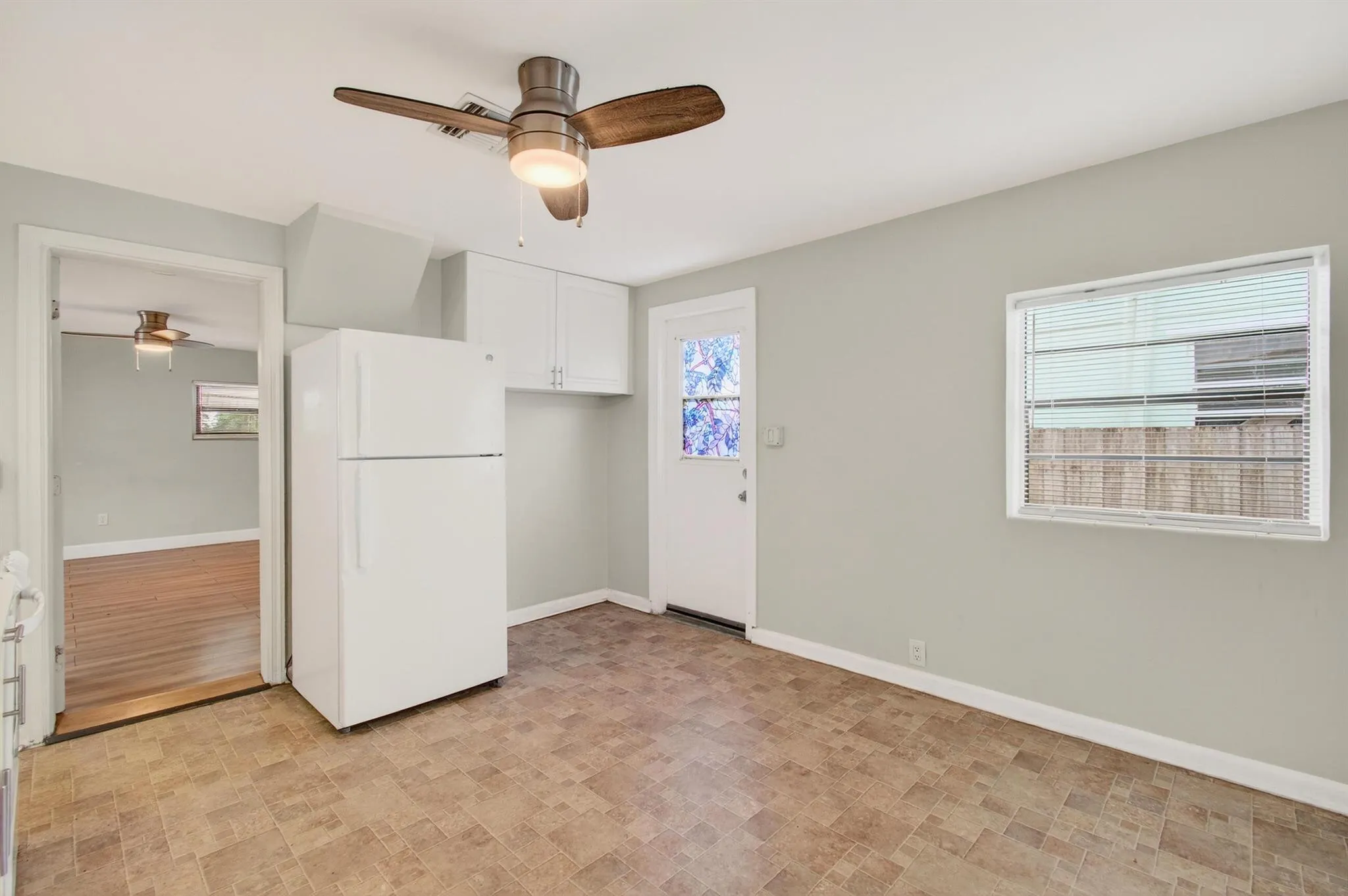 506 N Broadway, #B