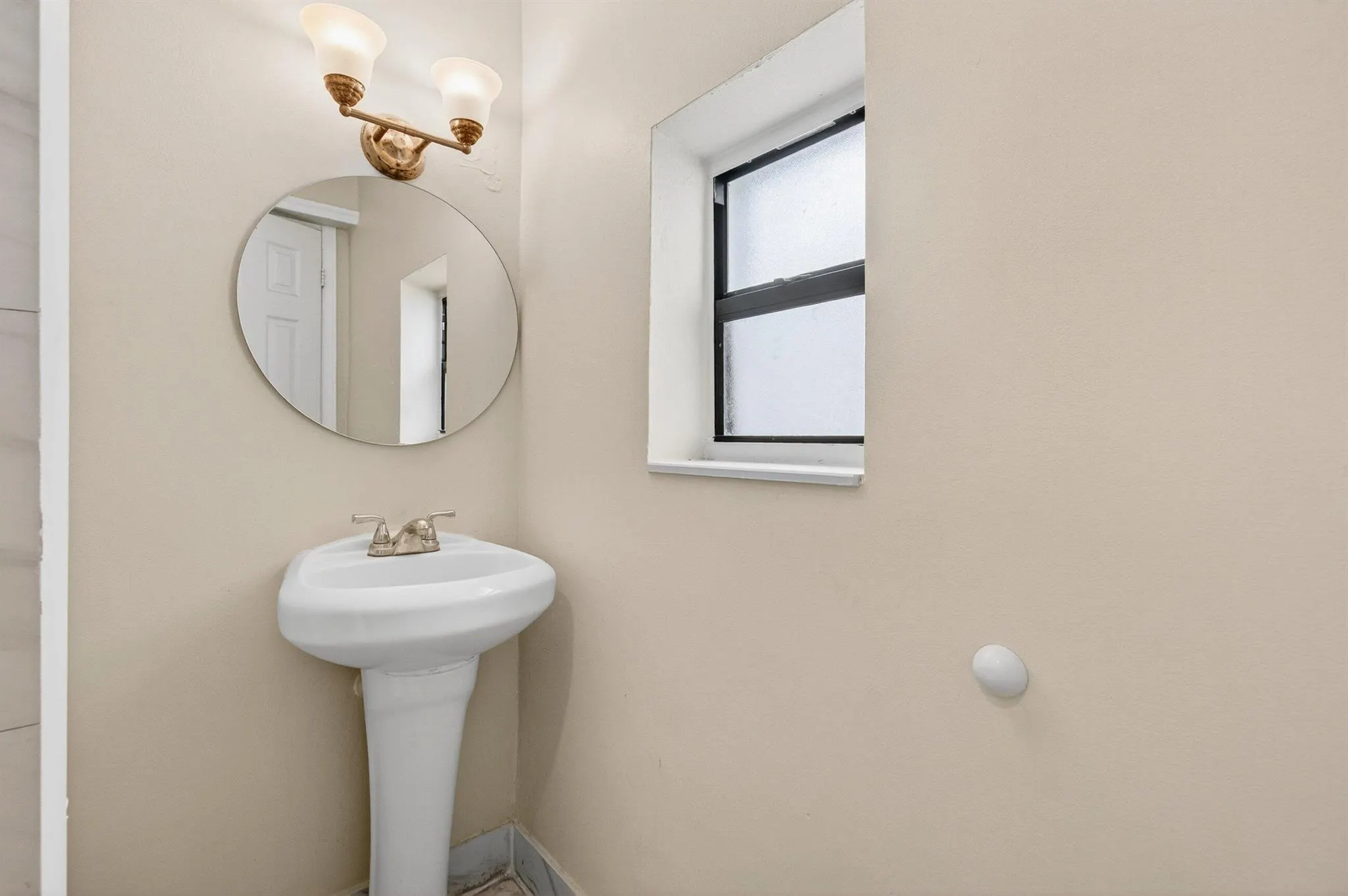506 N Broadway, #B