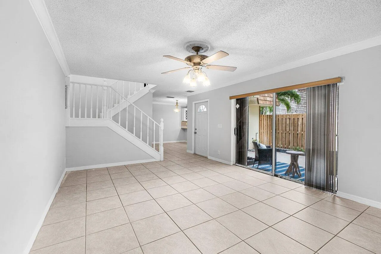 76 Lake Arbor Drive