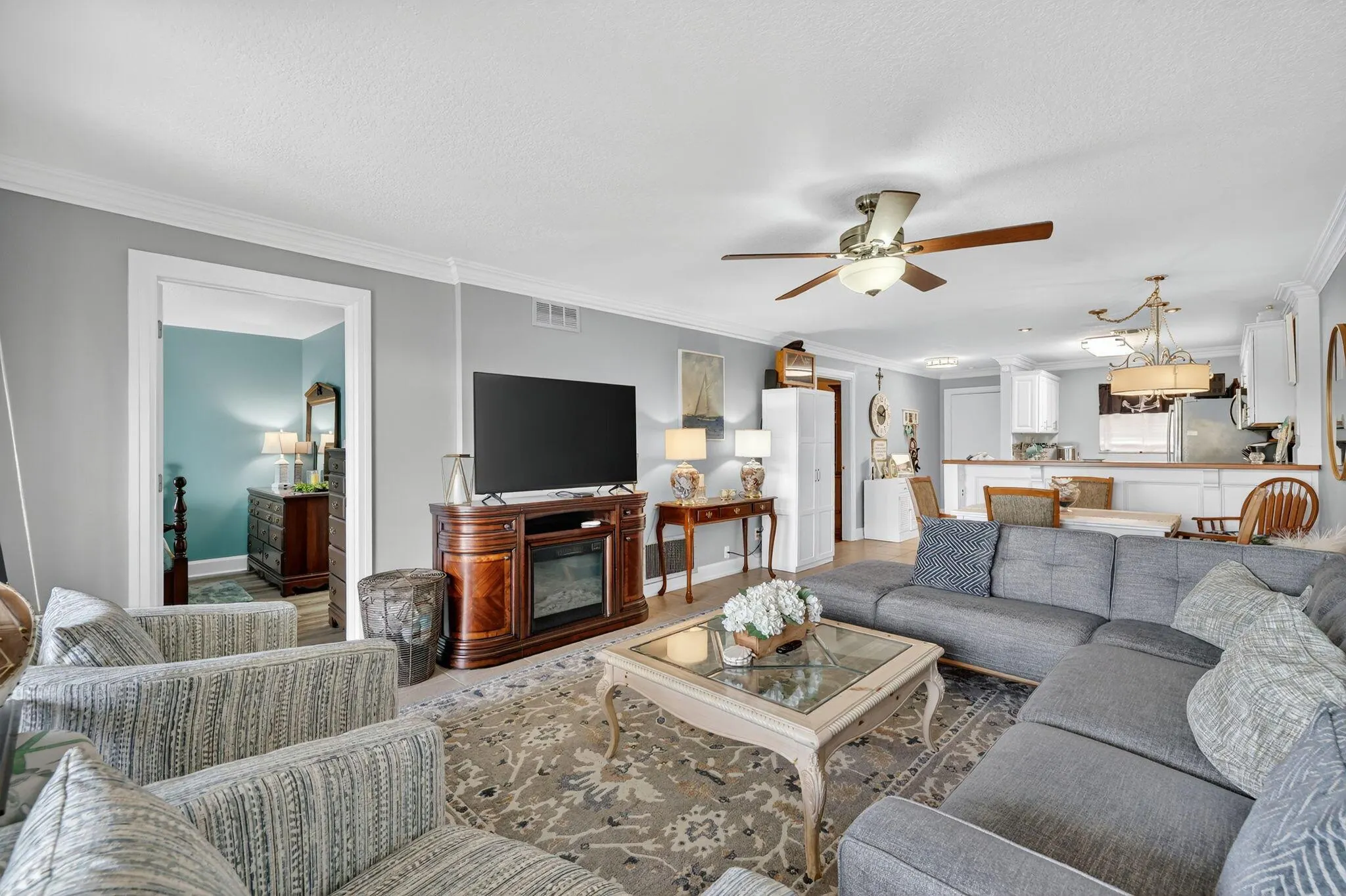 2050 Oleander Boulevard, #1303