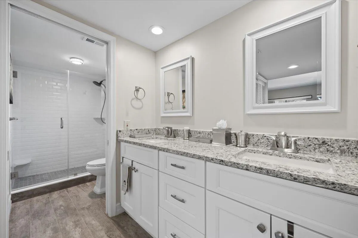11863 Wimbledon Circle, #429