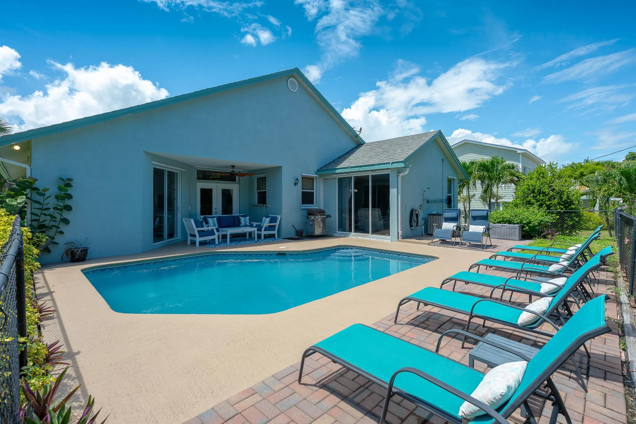 2416 Atlantic Beach Boulevard