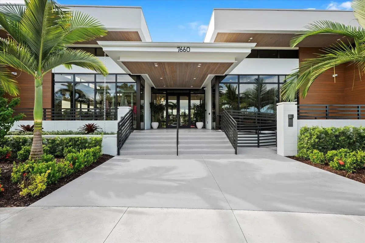 7479 Glendevon Lane, #503