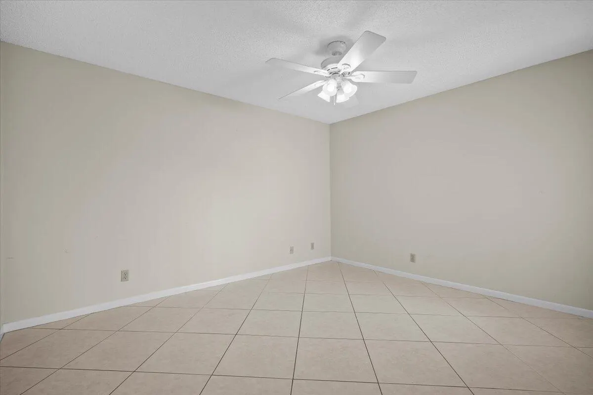 7479 Glendevon Lane, #503
