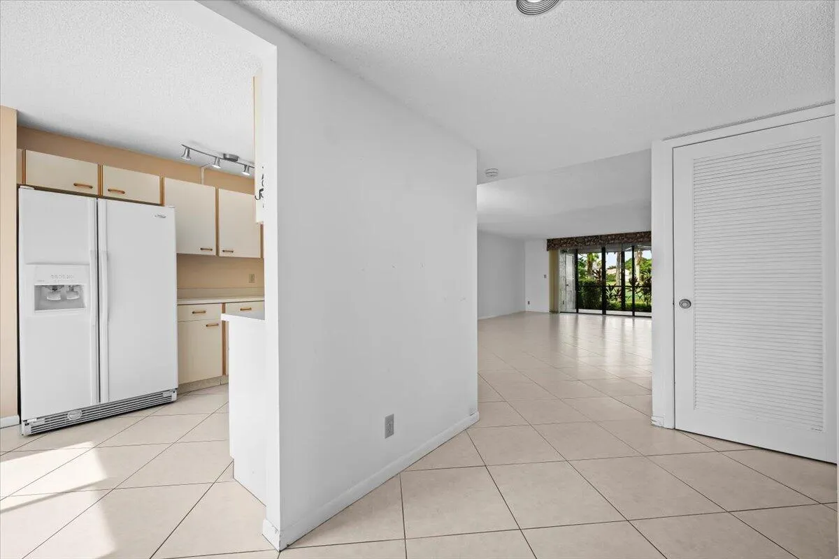 7479 Glendevon Lane, #503