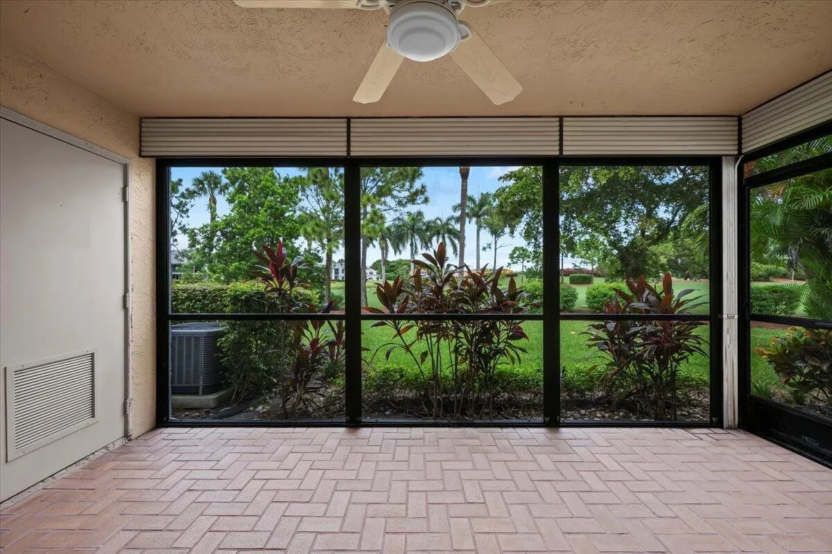 7479 Glendevon Lane, #503