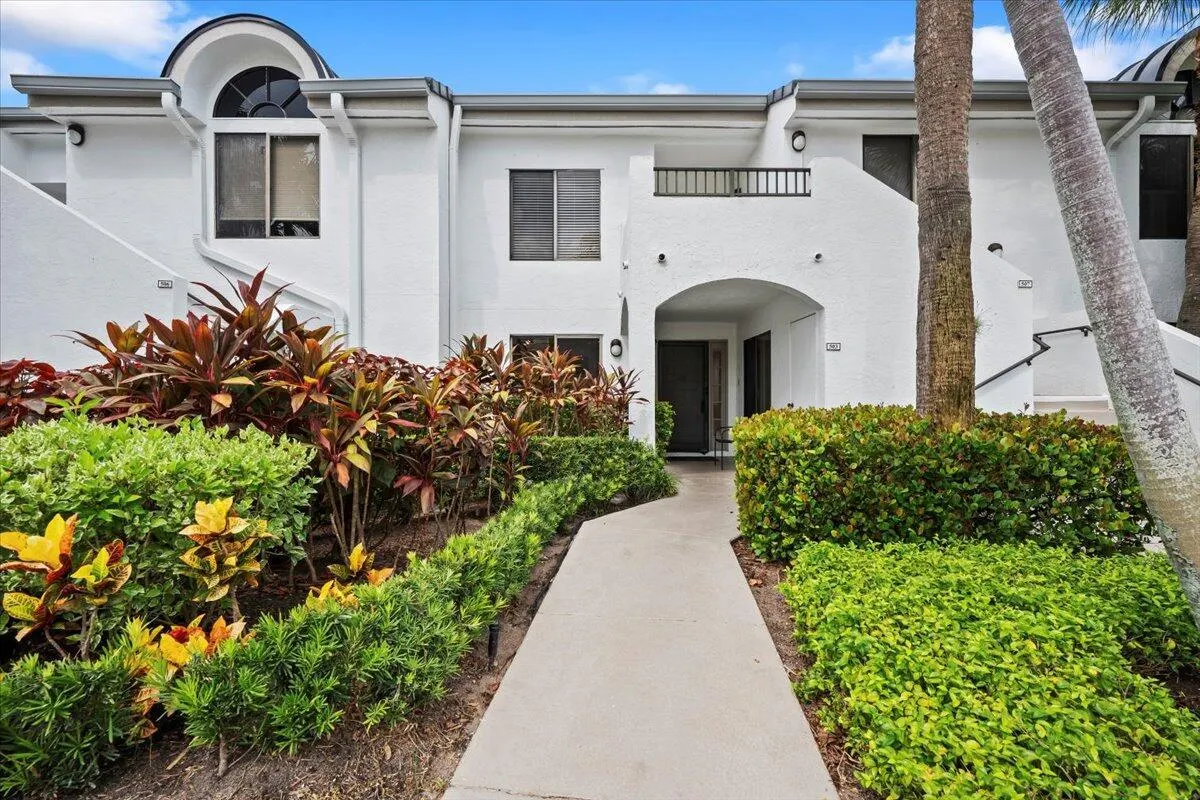 7479 Glendevon Lane, #503