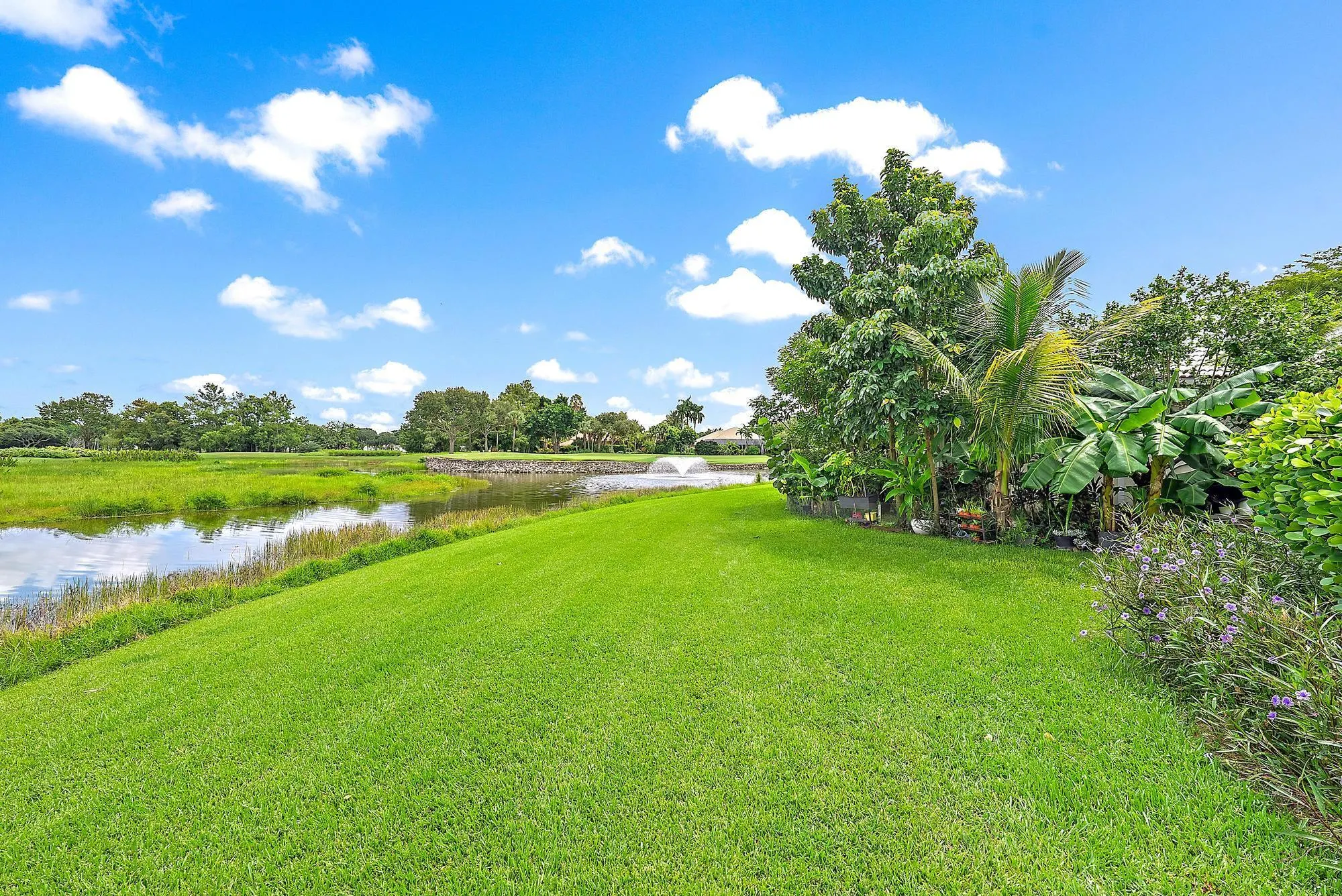 8580 Egret Lakes Lane