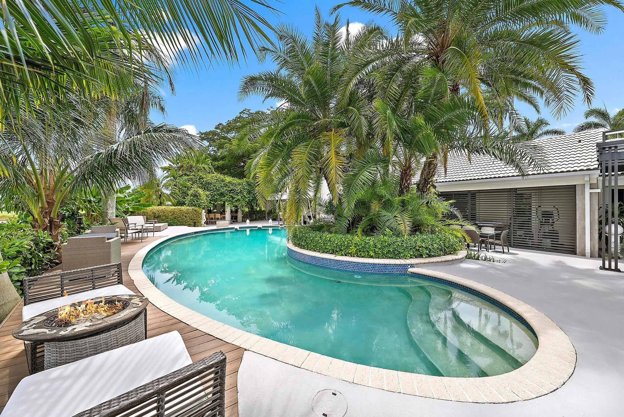 8580 Egret Lakes Lane