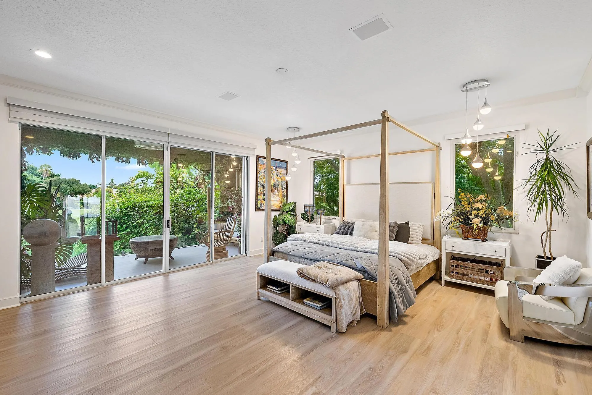 8580 Egret Lakes Lane