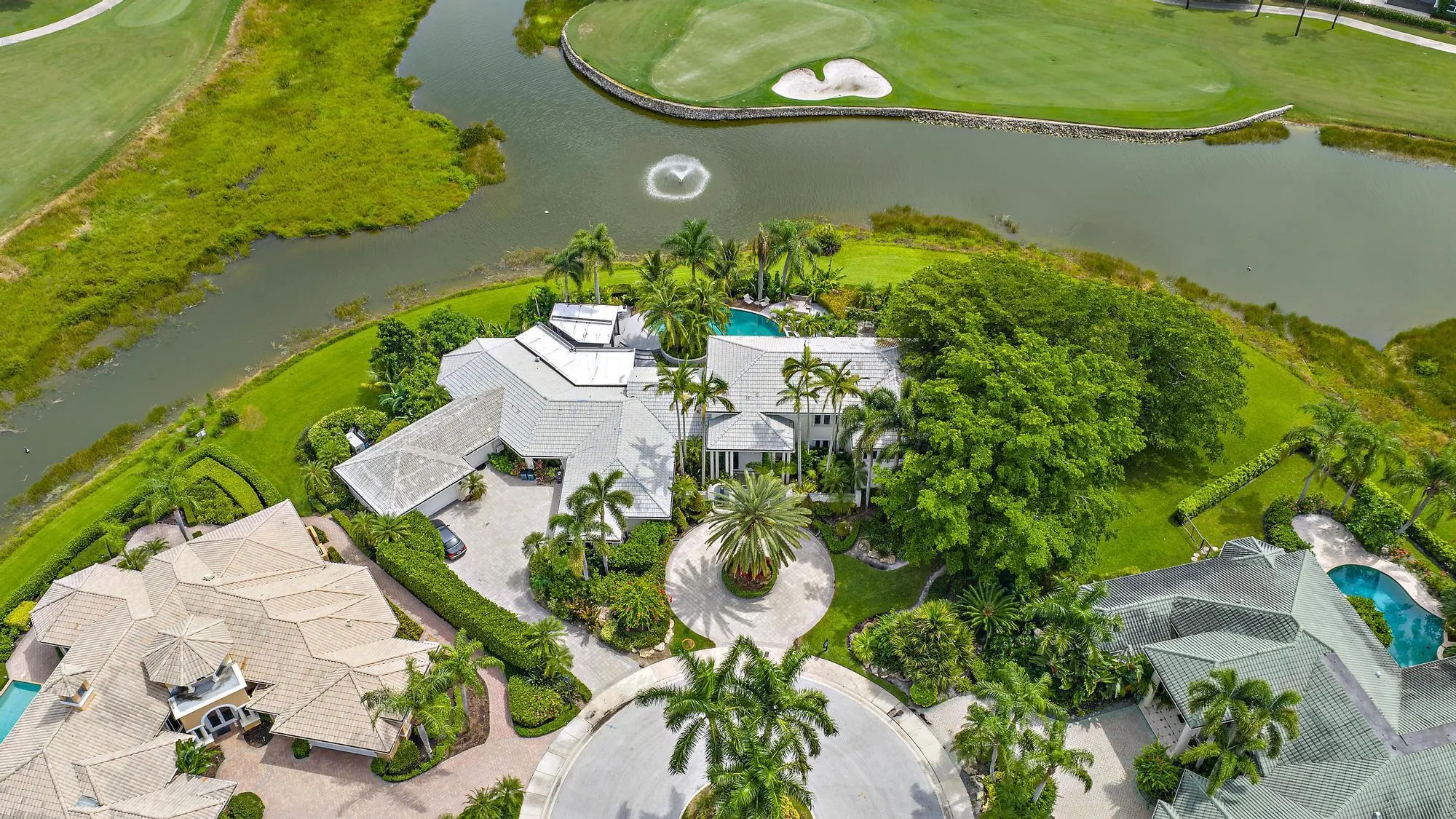 8580 Egret Lakes Lane