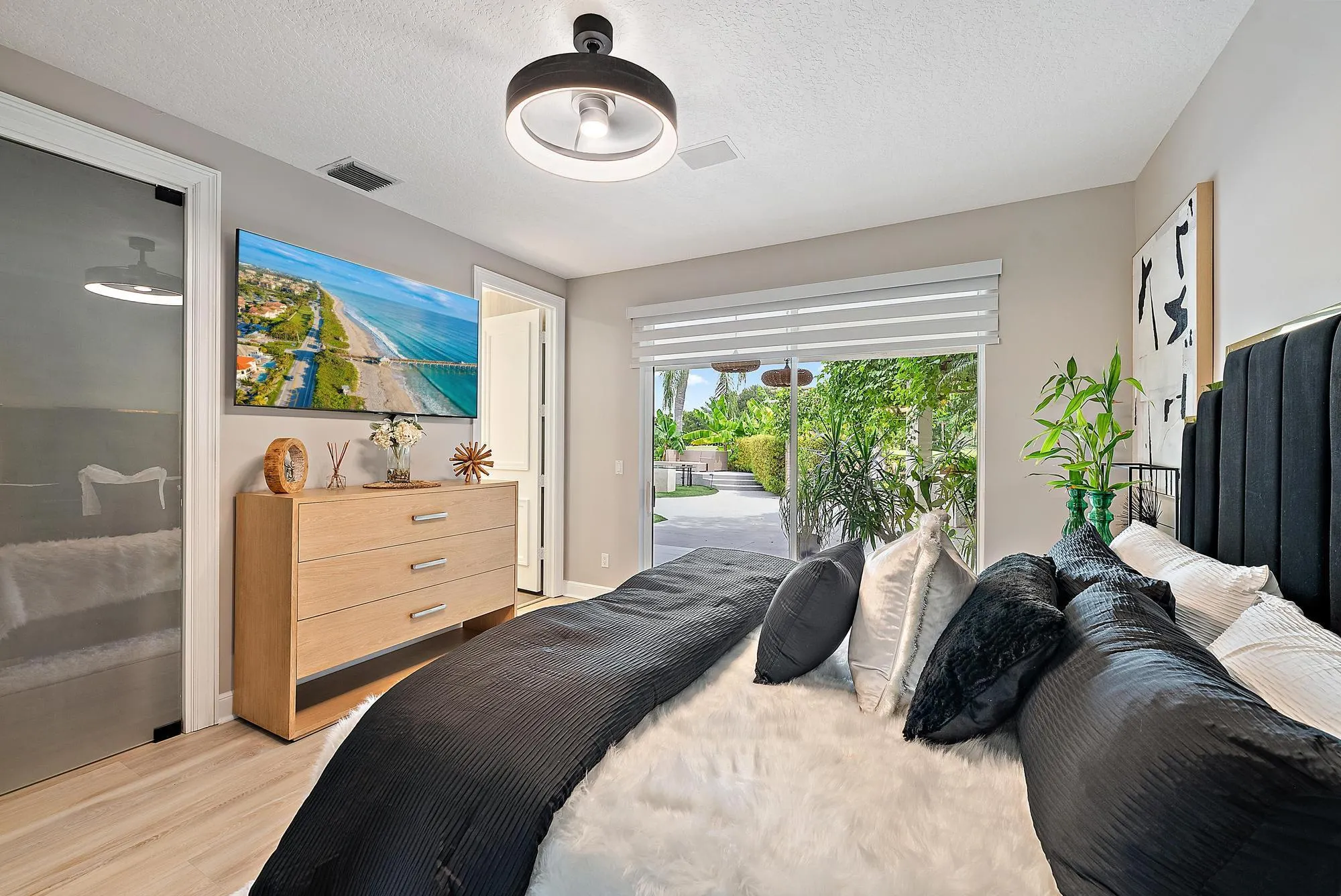 8580 Egret Lakes Lane