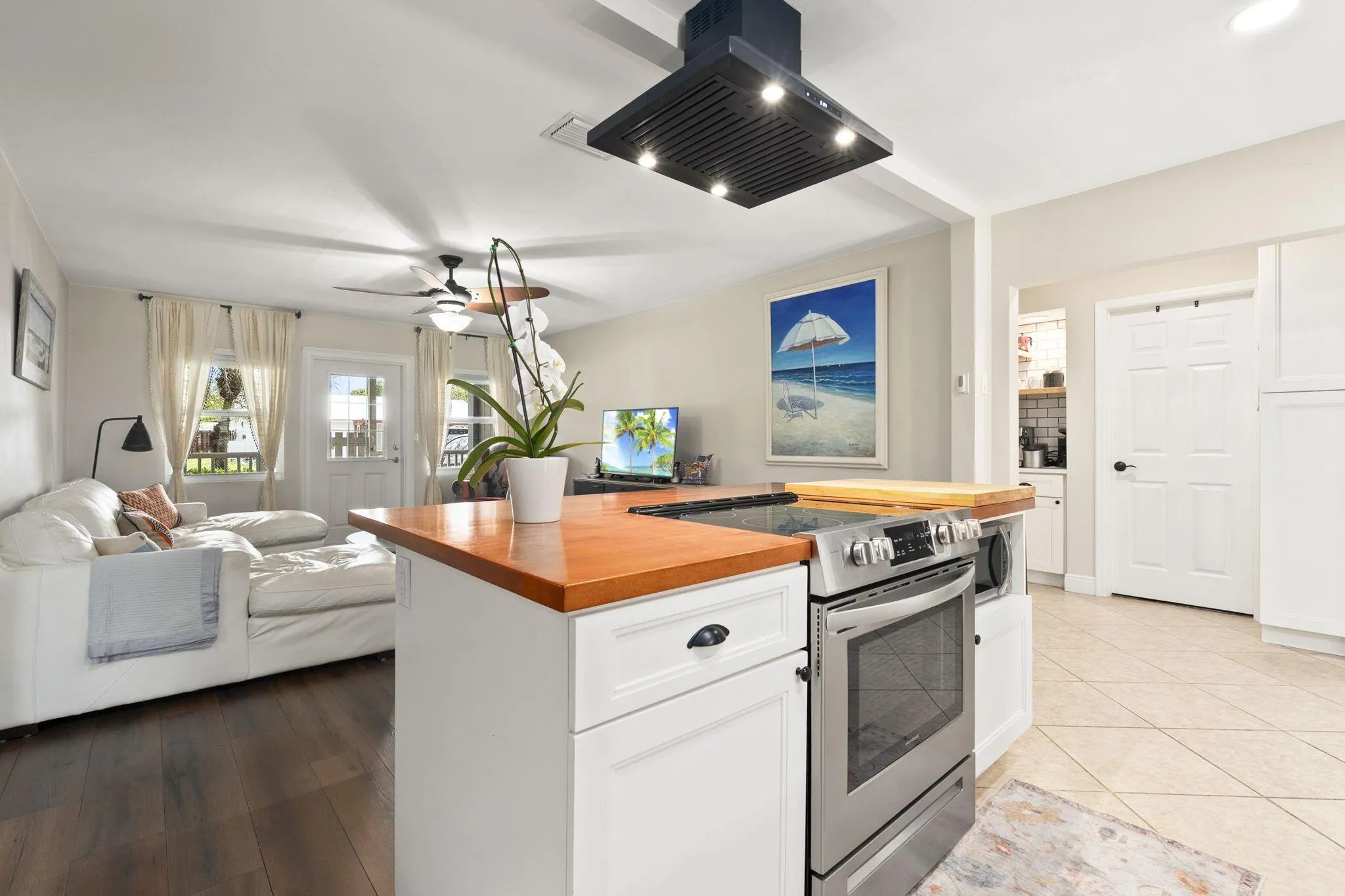 985 SW 29th Terrace