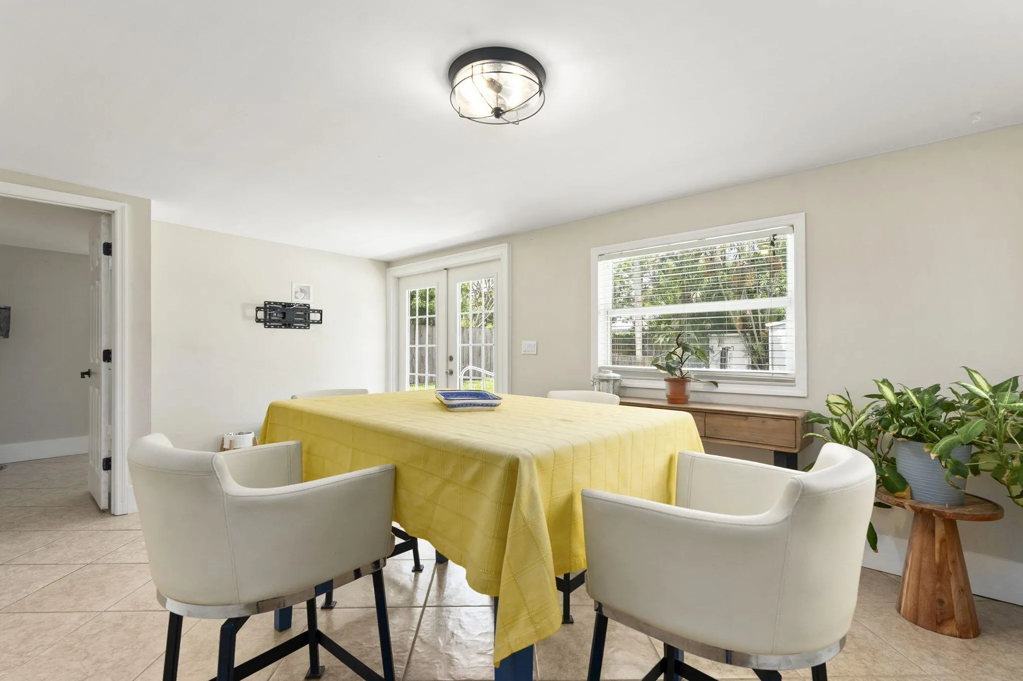 985 SW 29th Terrace