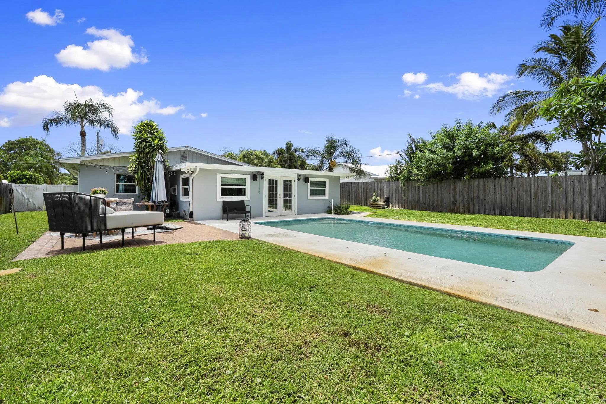 985 SW 29th Terrace