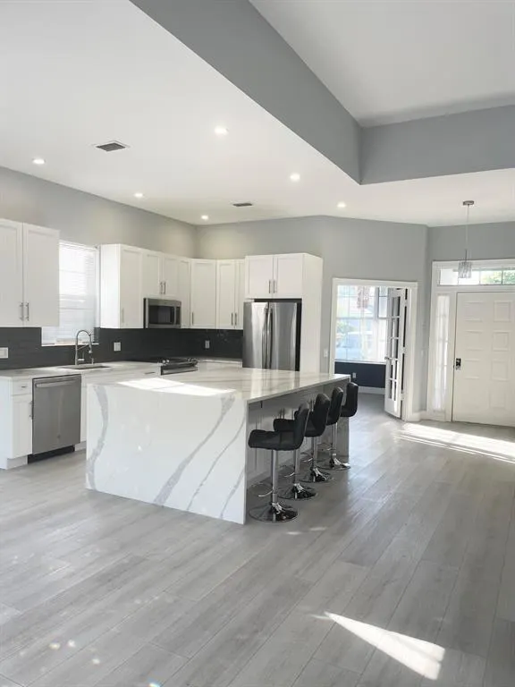 304 NW Bentley Circle