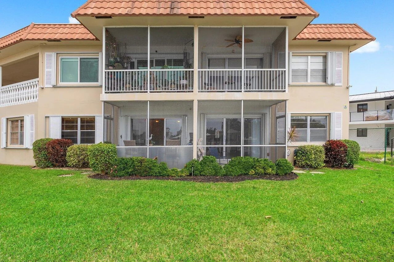2201 SE 9th Street, #107