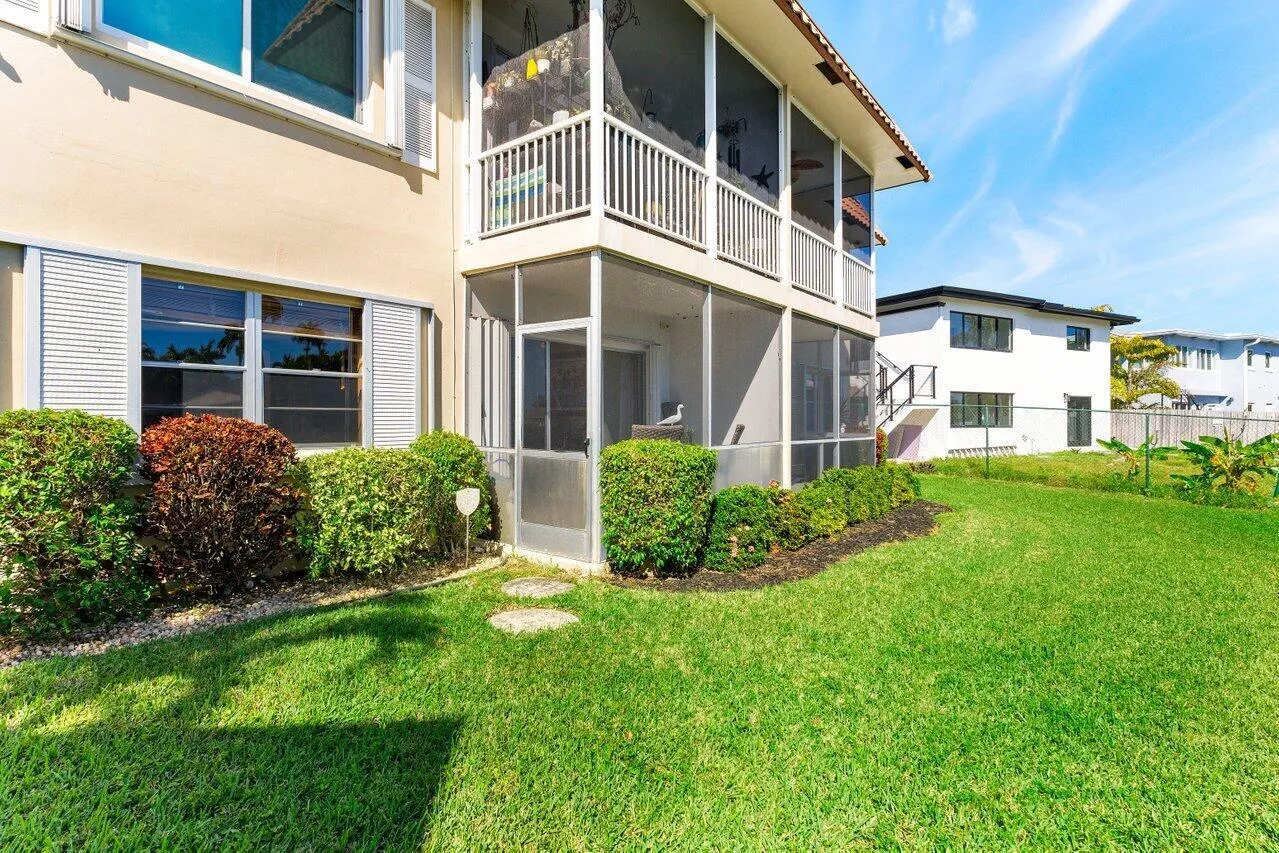 2201 SE 9th Street, #107