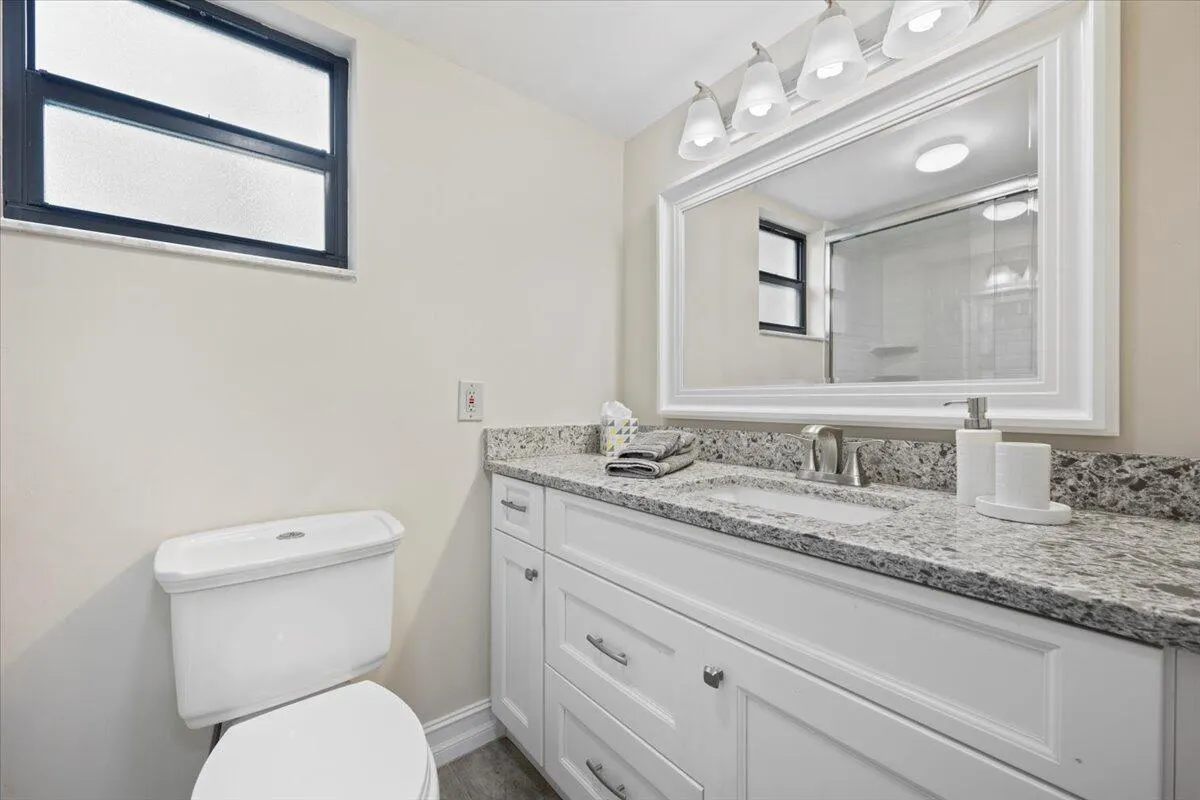 11863 Wimbledon Circle, #428