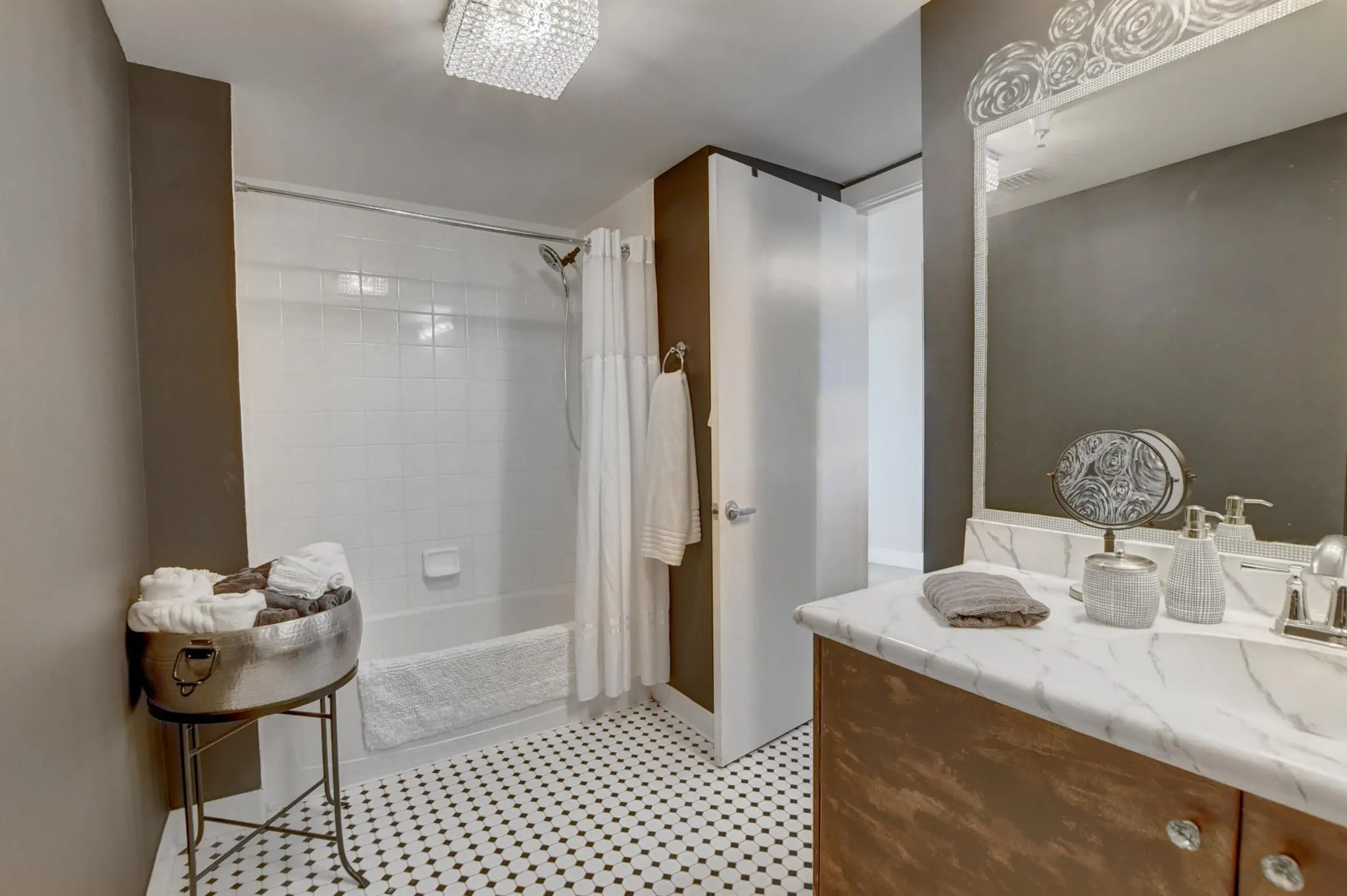 185 NE 4th Avenue, #301