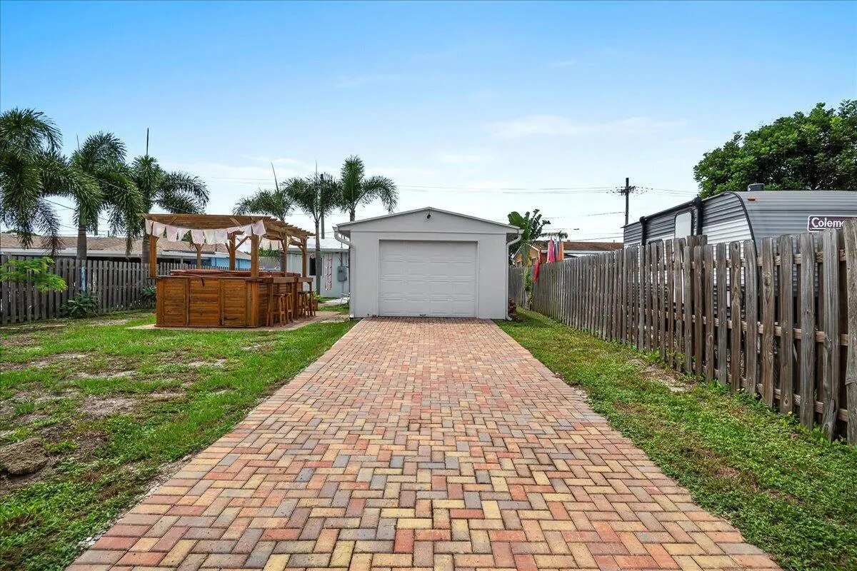 727 Bunker Road