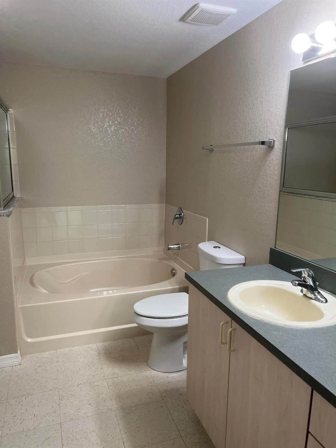 108 SW Peacock Boulevard, #5103