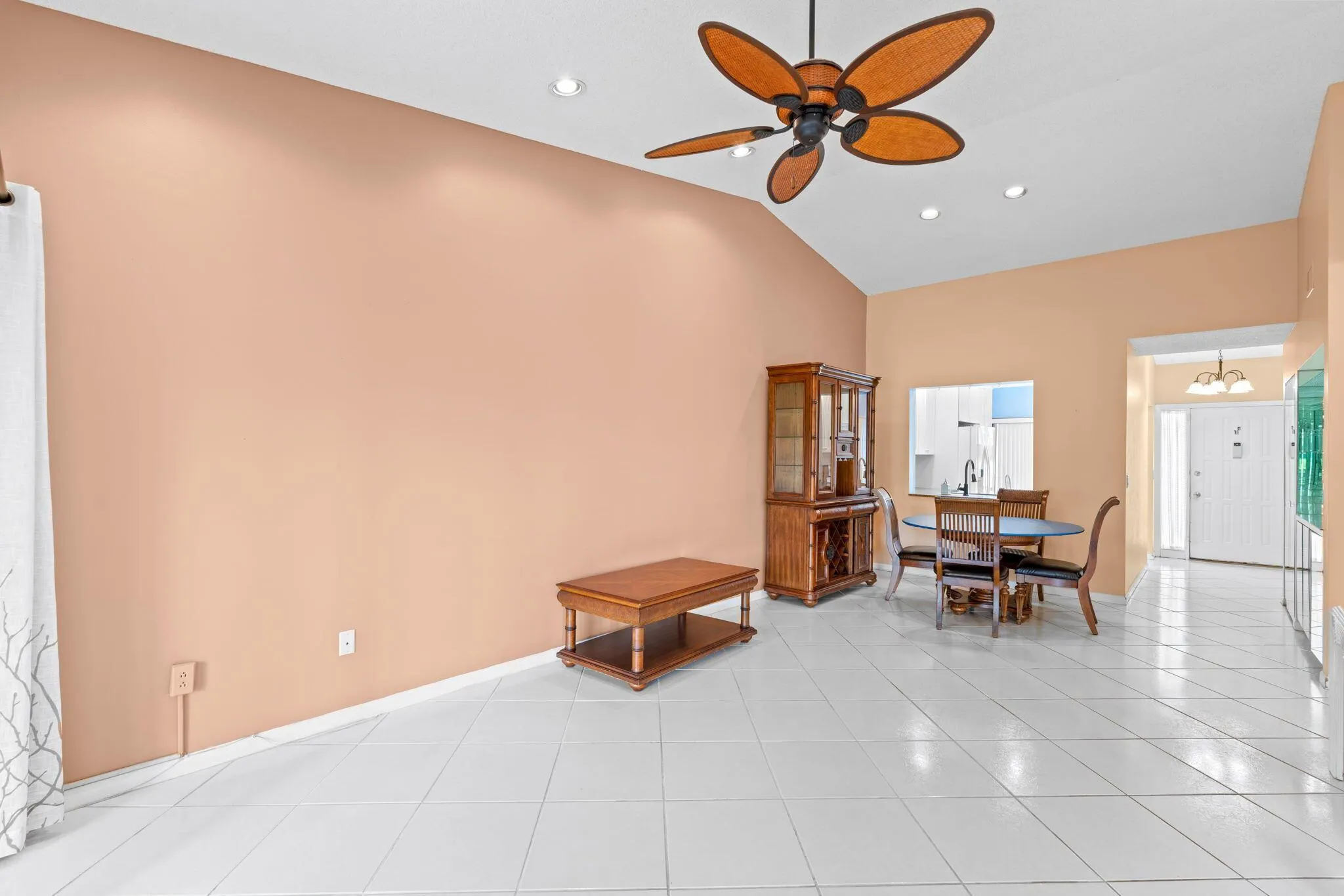 3646 Willa Way, #A