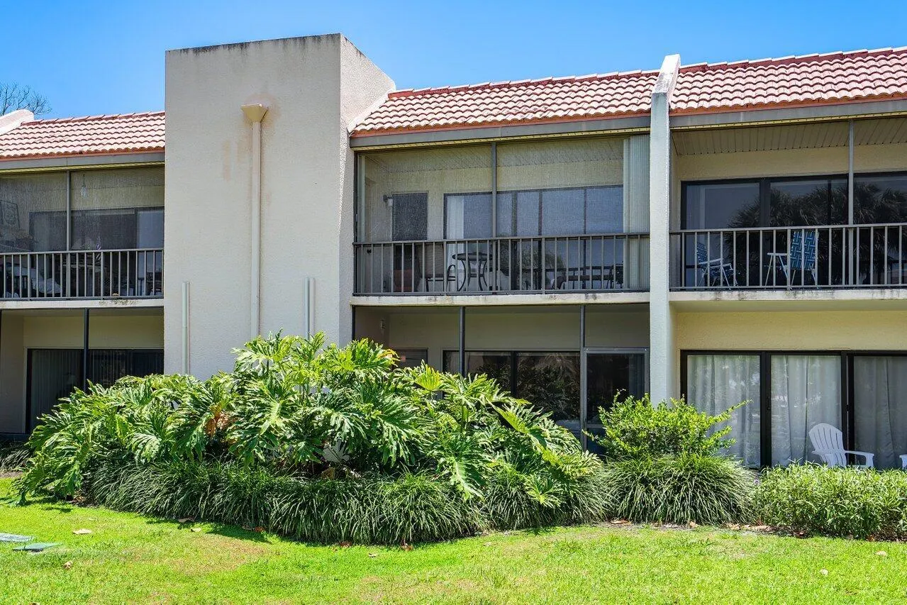 1605 S Us Highway 1, #V1-103