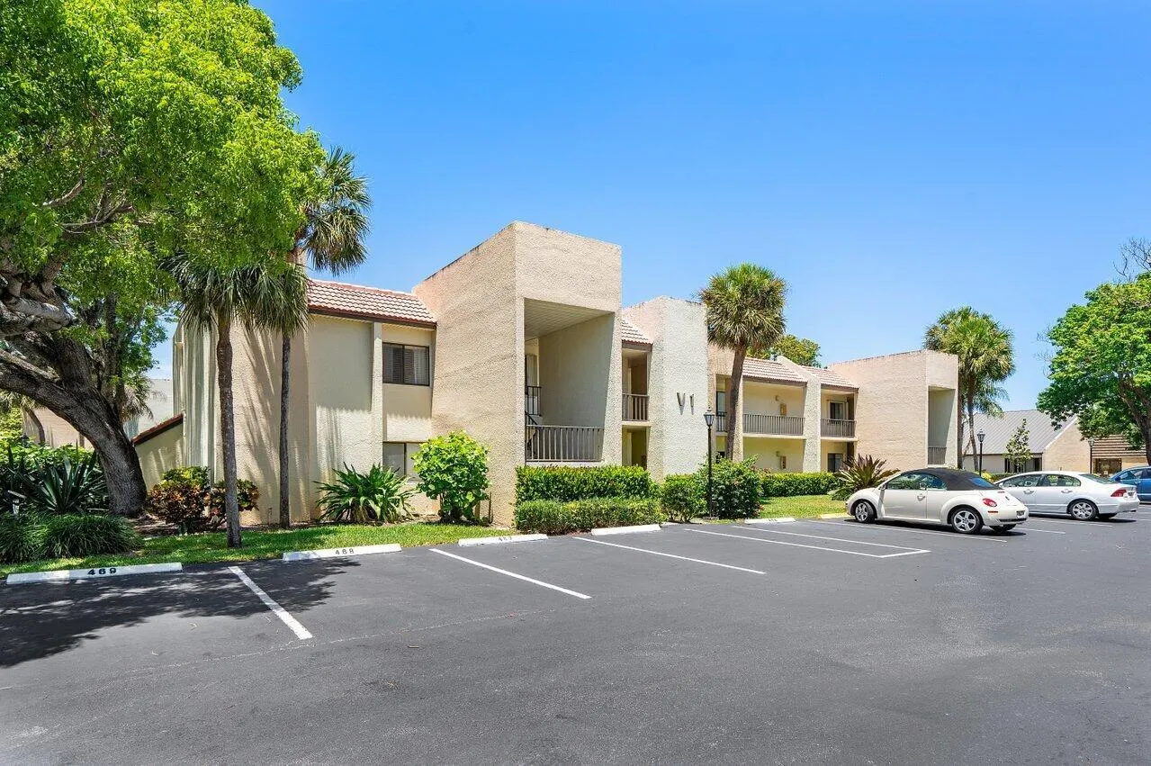 1605 S Us Highway 1, #V1-103