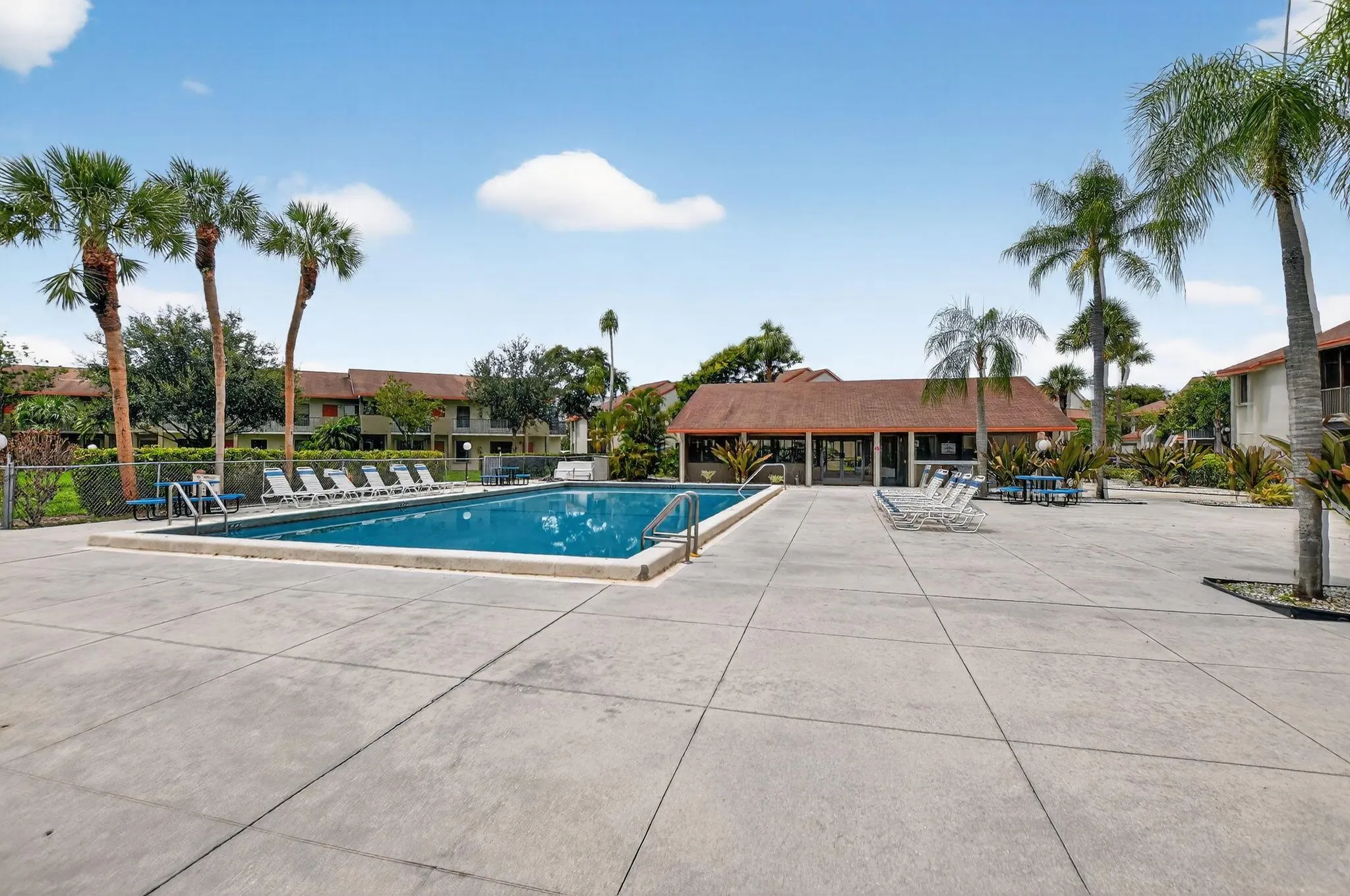 5507 Courtyard Drive