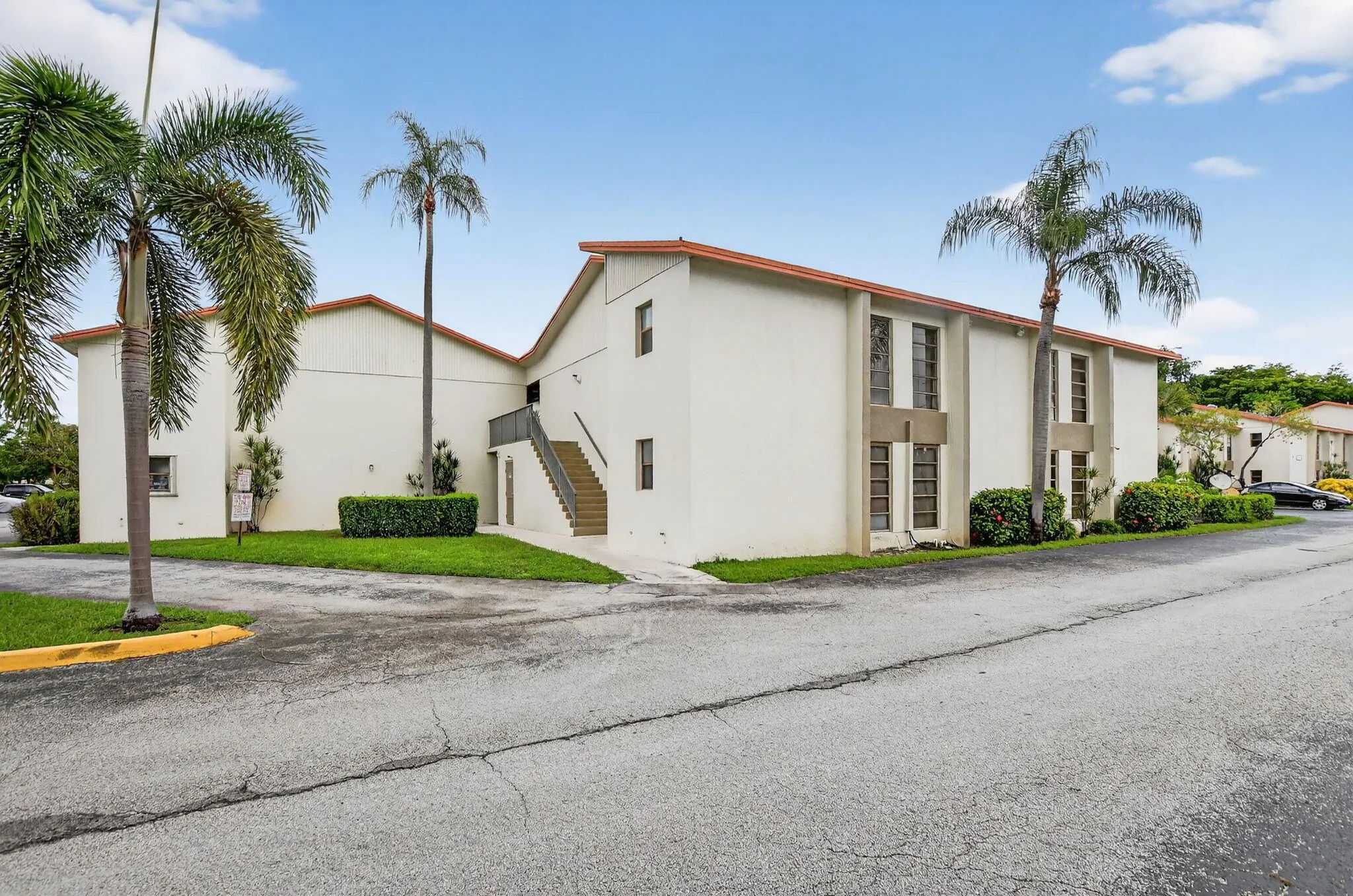 5507 Courtyard Drive