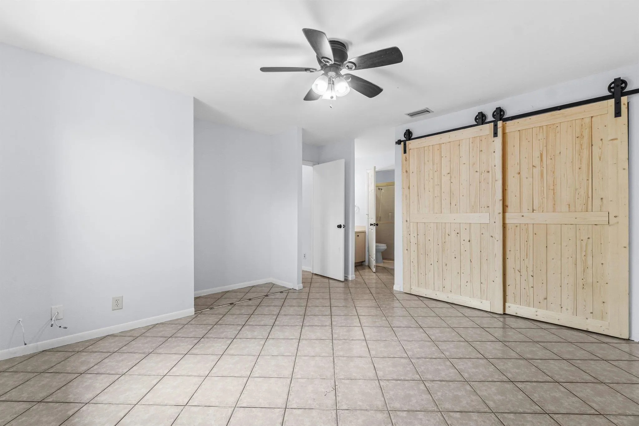 9913 Watermill Circle, #C